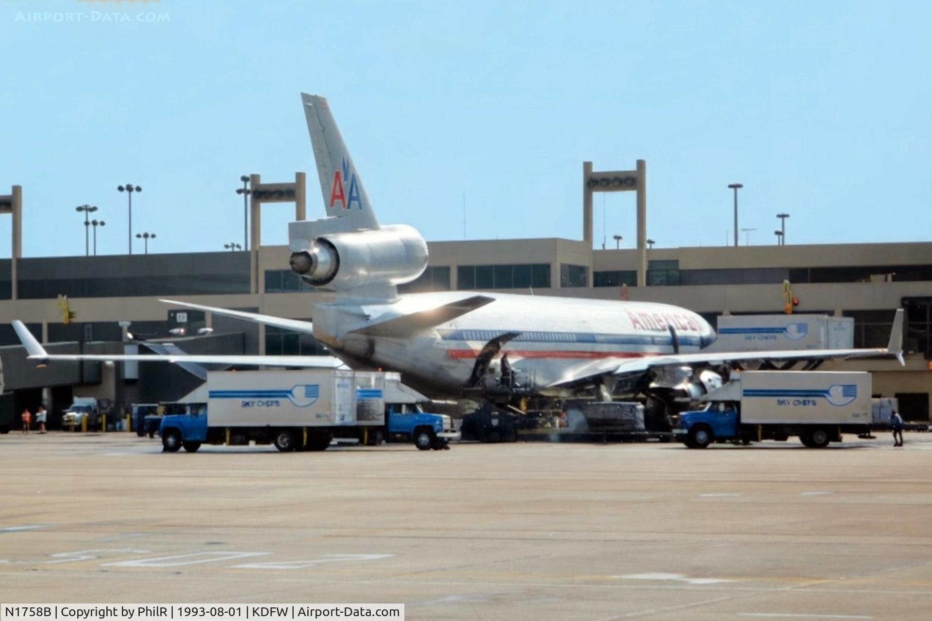 Aircraft N1758B, 1992 McDonnell Douglas MD-11F, c/n 48527, N1758B MD11 American DFW, at KDFW, photo by PhilR