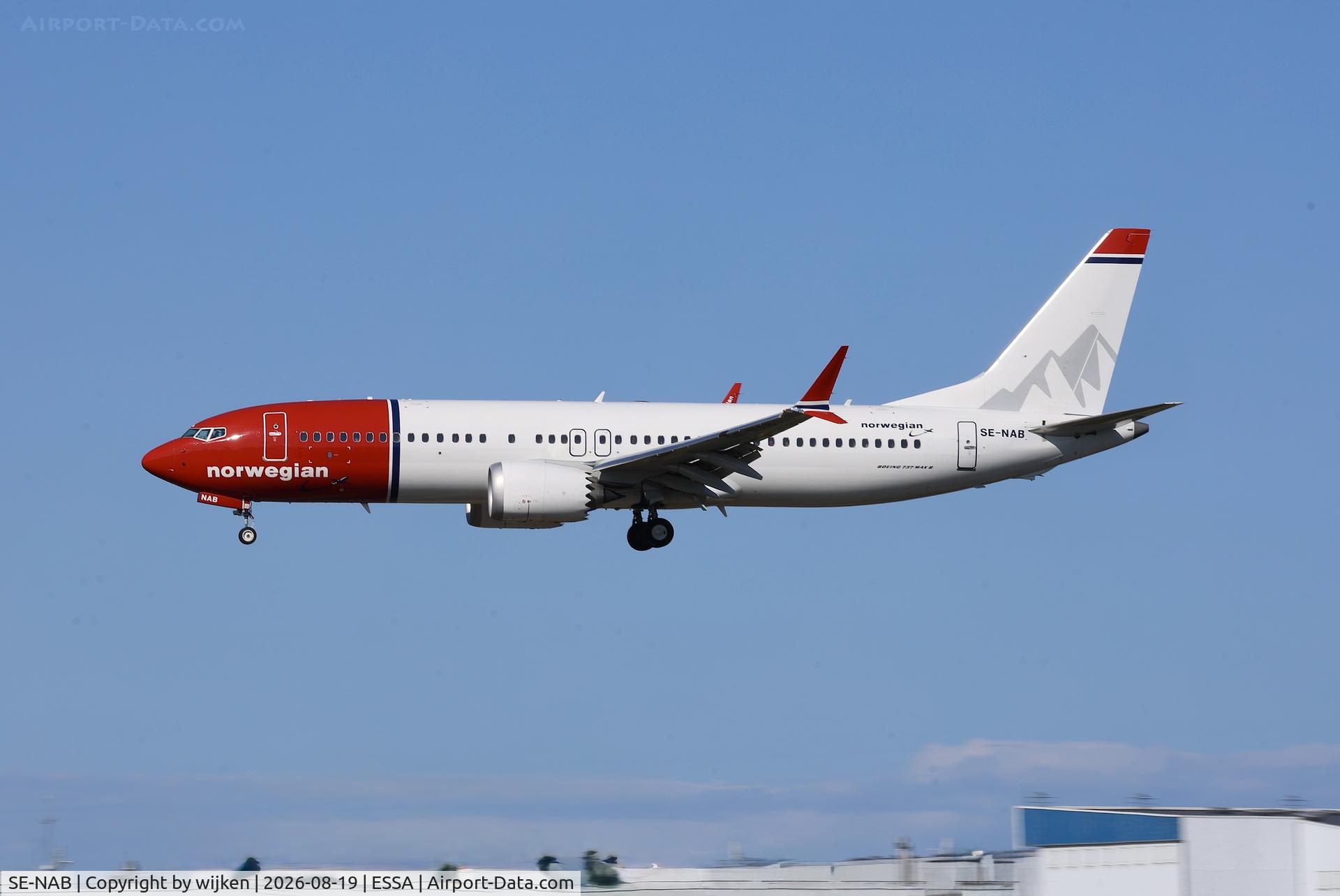 Aircraft SE-NAB, 2025 Boeing B-737-8 Max, c/n 64427 l/n 9326, Rwy 19L, at ESSA, photo by wijken