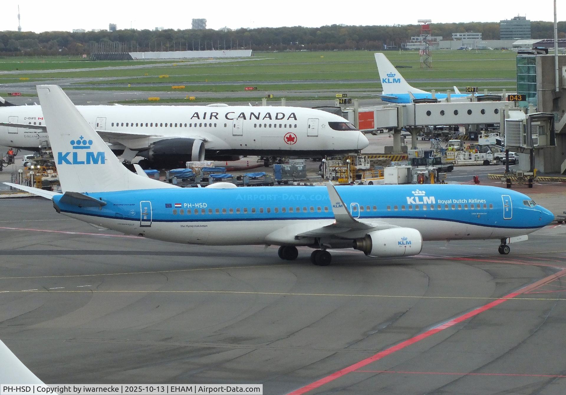 Aircraft PH-HSD, 2012 Boeing 737-8K2, c/n 39260, Boeing 737-8K2 of KLM at Amsterdam Schiphol airport, at EHAM, photo by iwarnecke