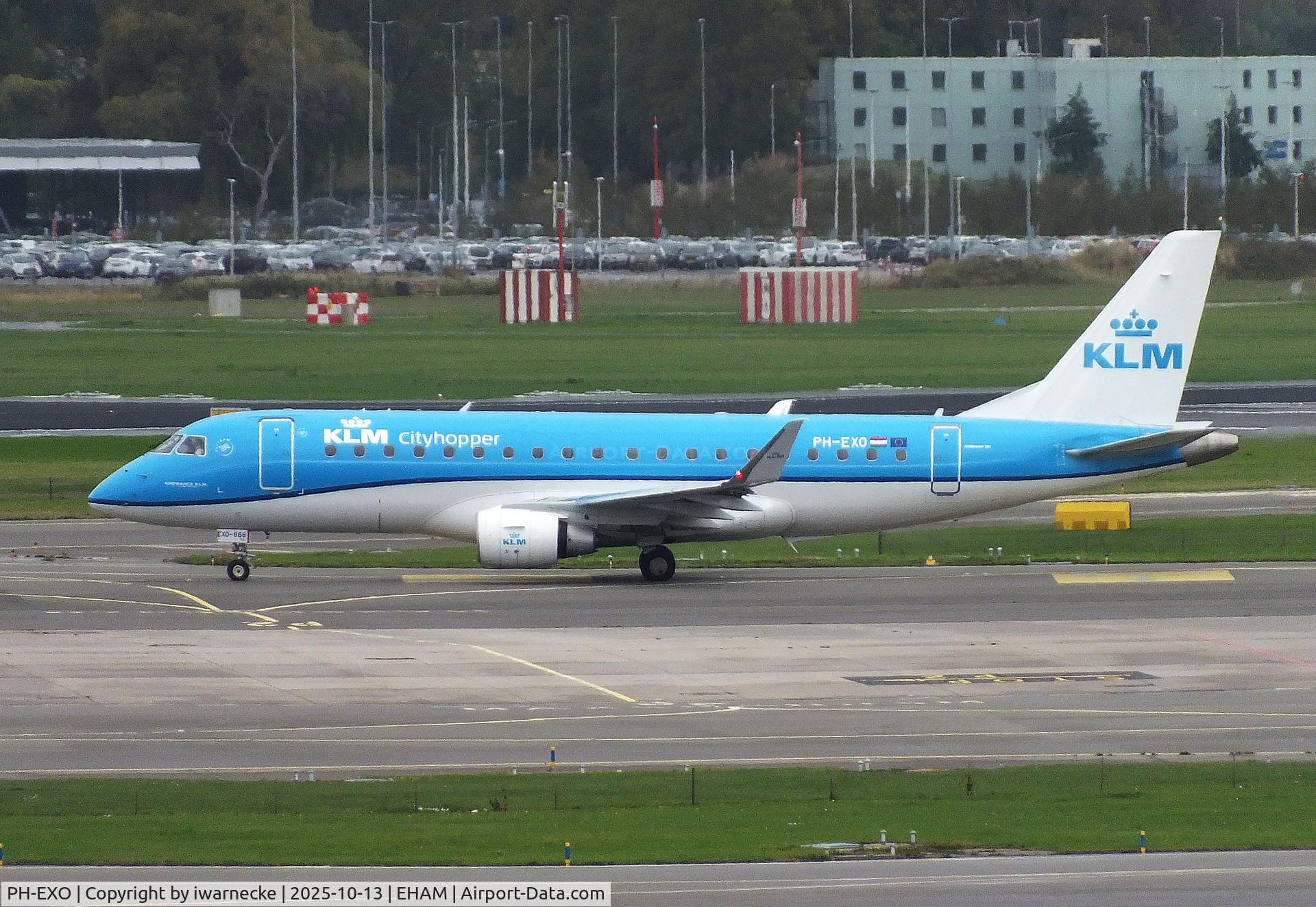 Aircraft PH-EXO, 2017 Embraer 175STD (ERJ-170-200STD), c/n 17000668, EMBRAER 175TD (ERJ-170-200STD) of KLM cityhopper at Amsterdam Schiphol airport, at EHAM, photo by iwarnecke