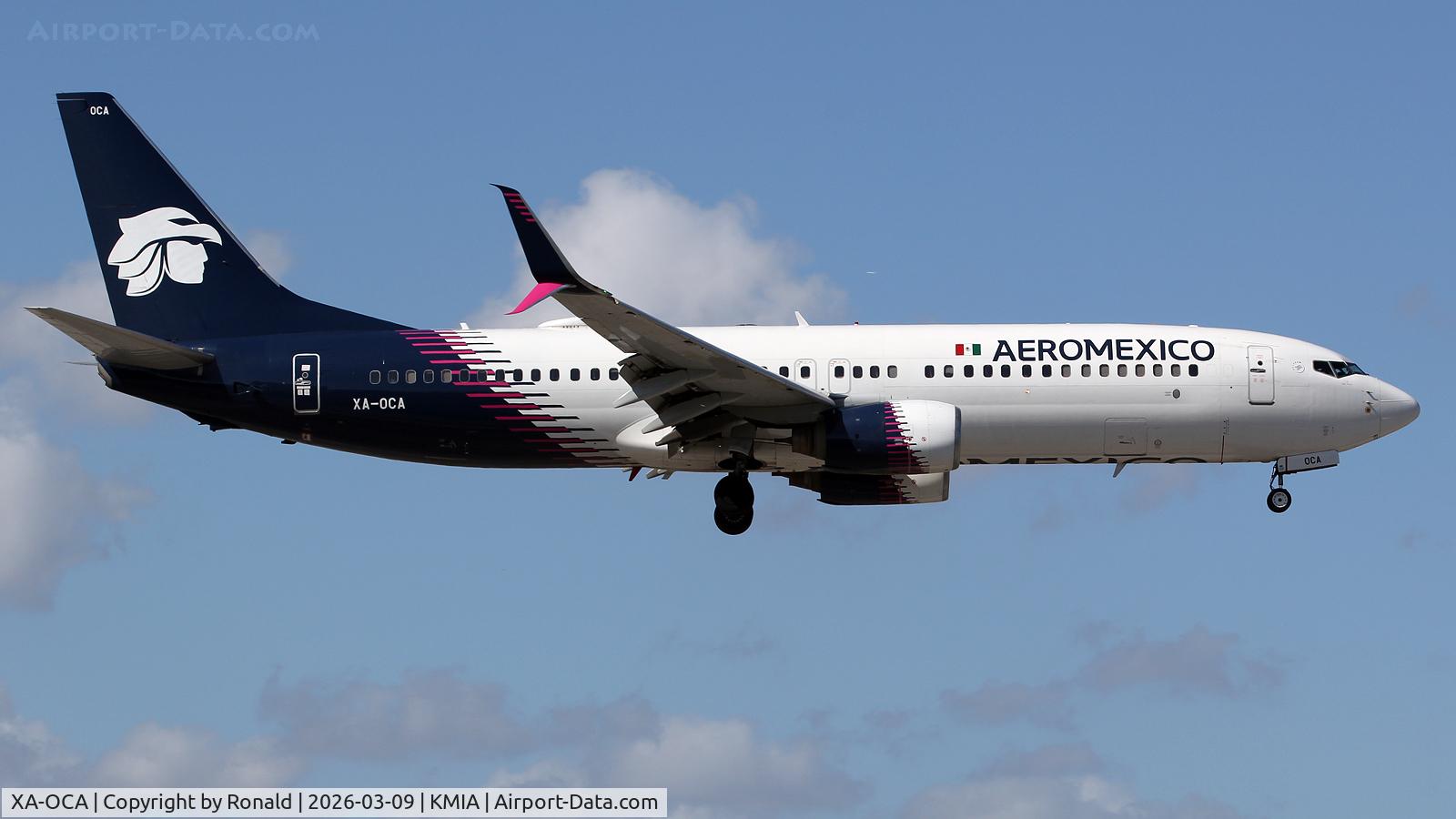 Aircraft XA-OCA, 2010 Boeing 737-8JP, c/n 39164 l/n 3196, at mia, at KMIA, photo by Ronald
