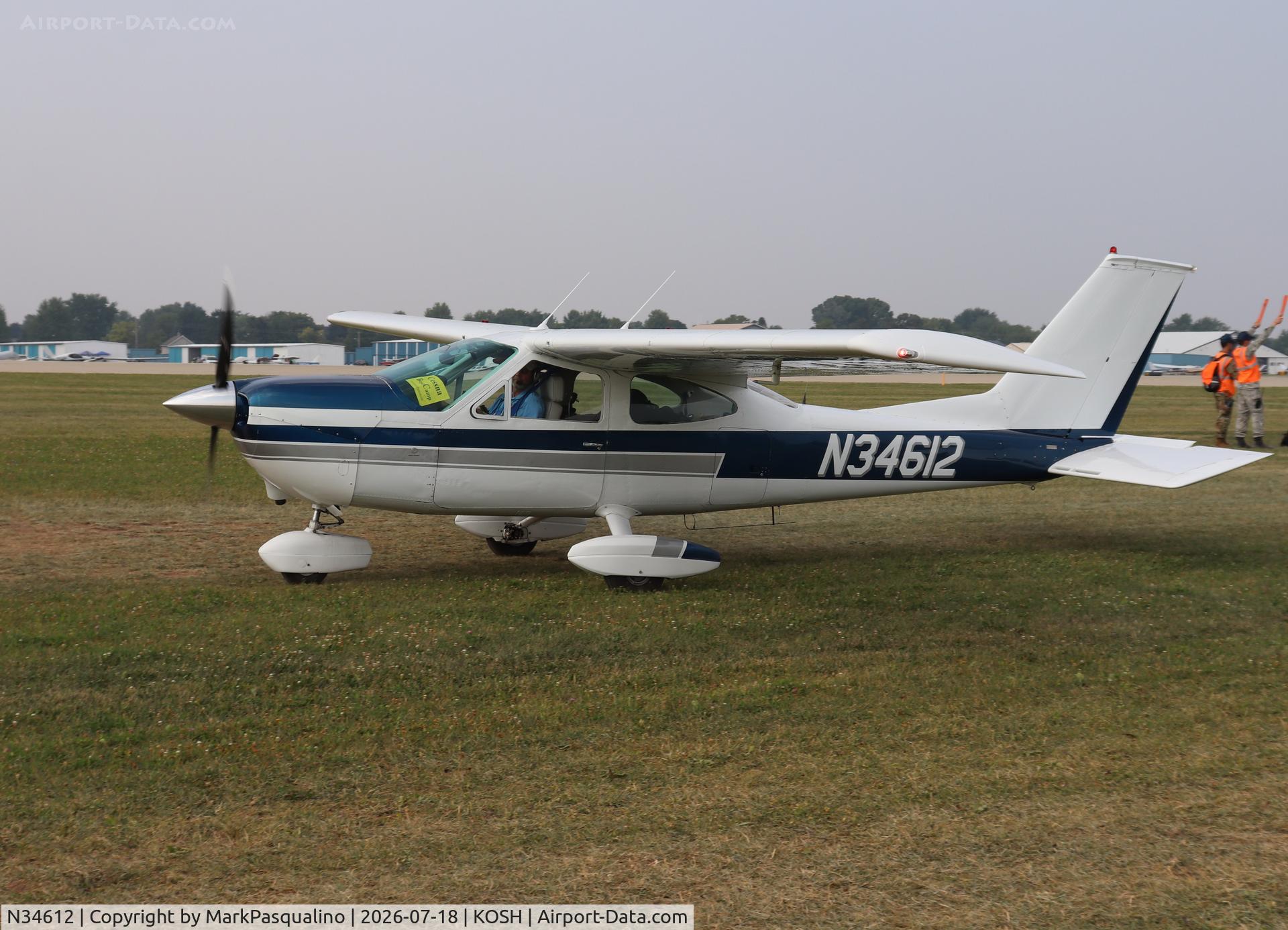 Aircraft N34612, 1973 Cessna 177B Cardinal, c/n 17701901, Cessna 177B, at KOSH, photo by MarkPasqualino