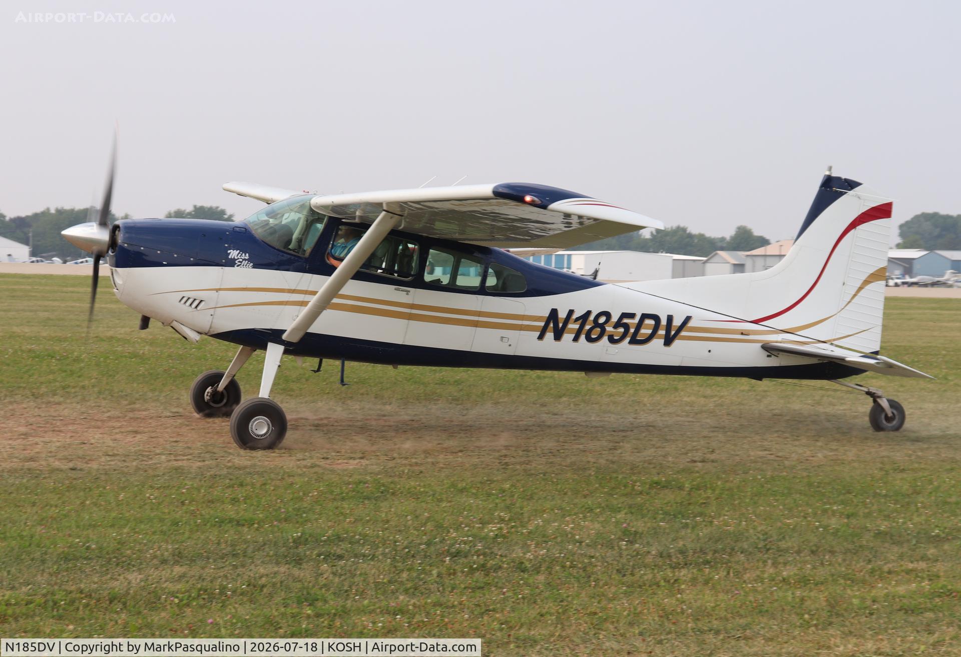 Aircraft N185DV, 1976 Cessna A185F Skywagon 185, c/n 18502933, Cessna A185F, at KOSH, photo by MarkPasqualino