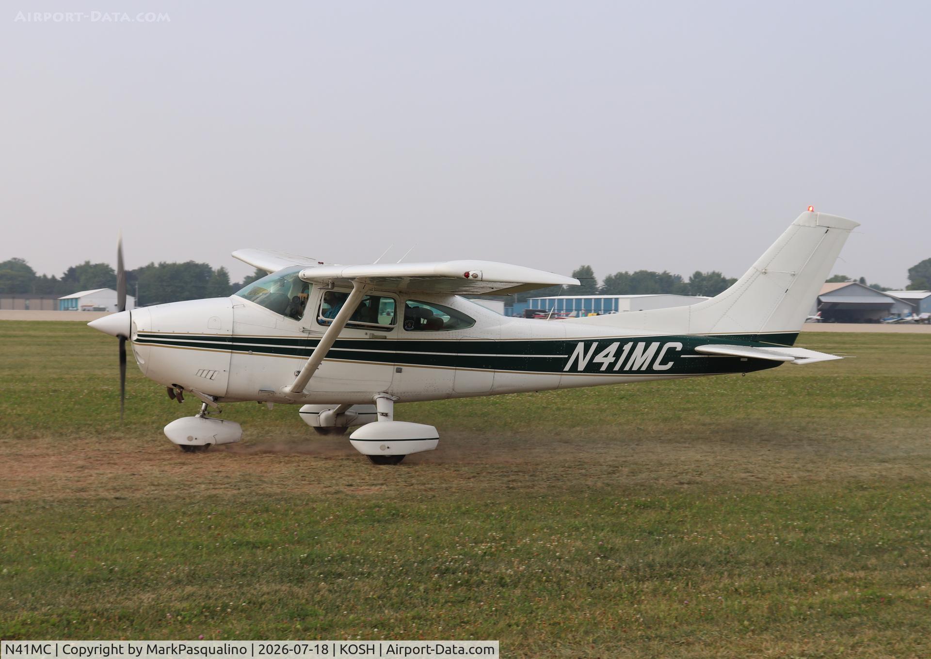 Aircraft N41MC, 1984 Cessna 182R Skylane, c/n 18268379, Cessna 182R, at KOSH, photo by MarkPasqualino