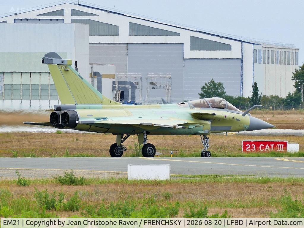 Aircraft EM21, 2026 Dassault Aviation RAFALE EM, c/n 21, "road test" futur Egyptian Air Force, at LFBD, photo by Jean Christophe Ravon / FRENCHSKY