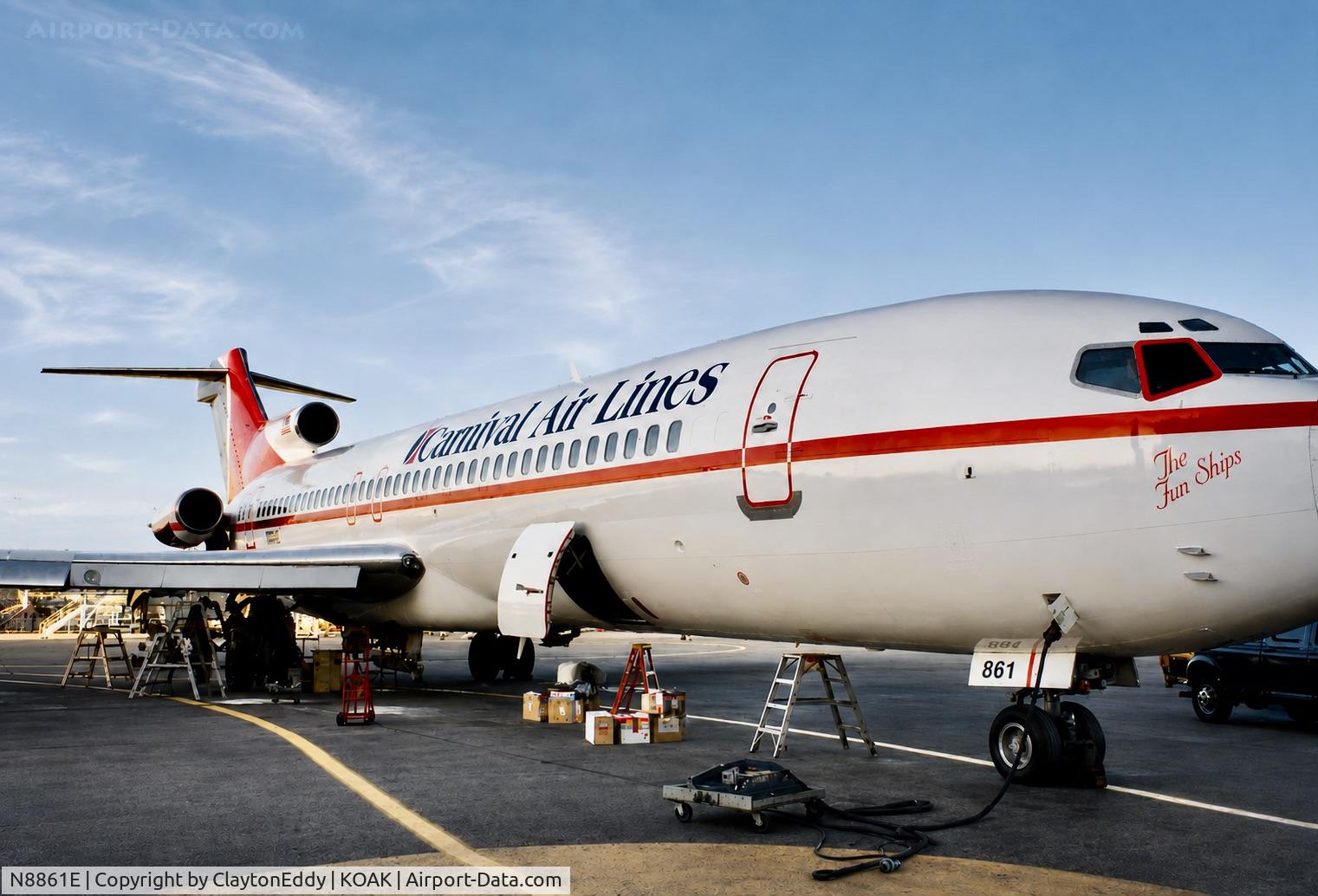Aircraft N8861E, 1973 Boeing 727-225, c/n 20623, United Airlines maintenance hangar Oakland International Airport 1990's, at KOAK, photo by ClaytonEddy