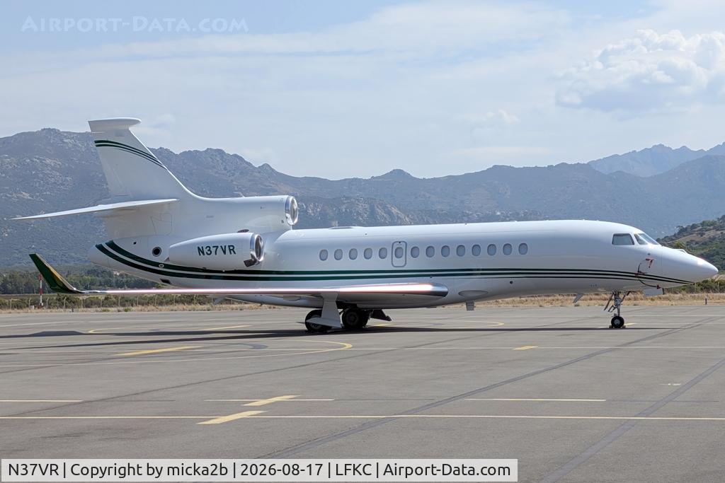 Aircraft N37VR, 2009 Dassault Falcon 7X, c/n 26, Parked, at LFKC, photo by micka2b