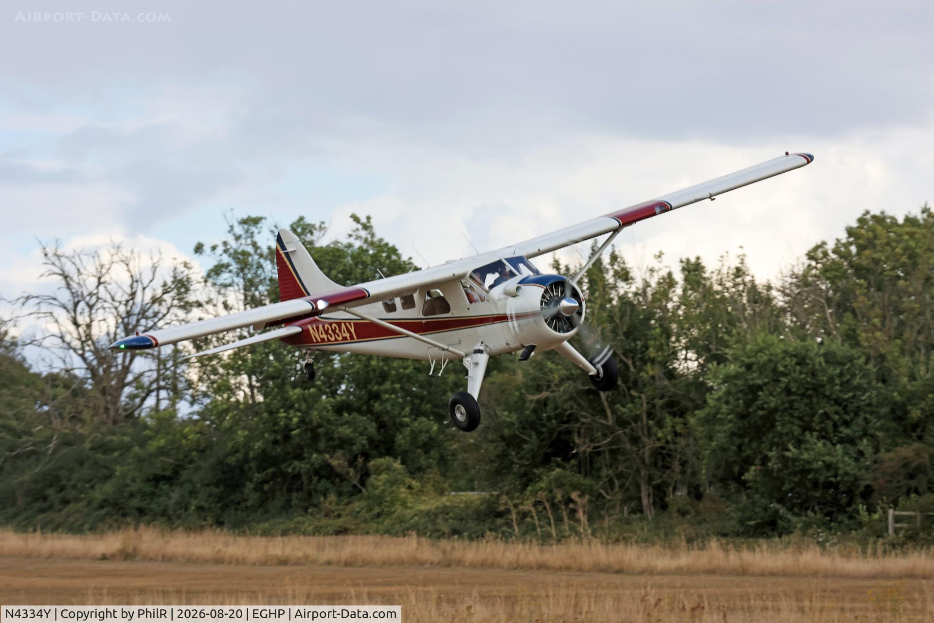 Aircraft N4334Y, 1959 De Havilland Canada DHC-2 Beaver Mk.I (L20A), c/n 1401, N4334Y 1959 DHC-2 Beaver Popham, at EGHP, photo by PhilR