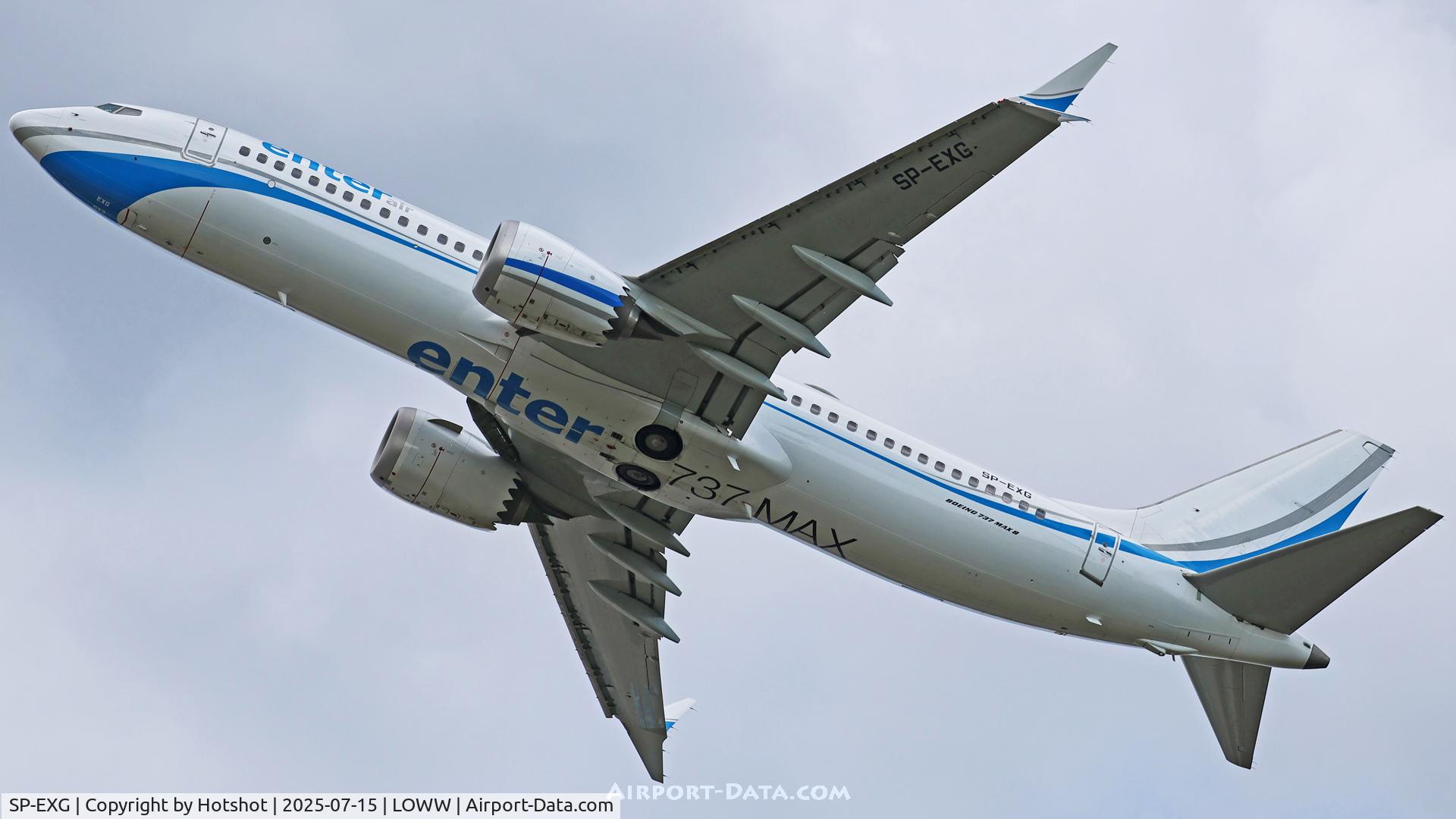 Aircraft SP-EXG, 2018 Boeing B-737-8 Max, c/n 64507 l/n 7222, Climbing away from runway 29, at LOWW, photo by Hotshot