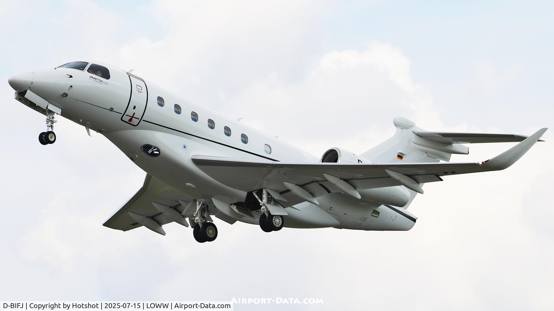 Aircraft D-BIFJ, 2024 Embraer Praetor 600, c/n 55020216, Climbing away from runway 29, at LOWW, photo by Hotshot
