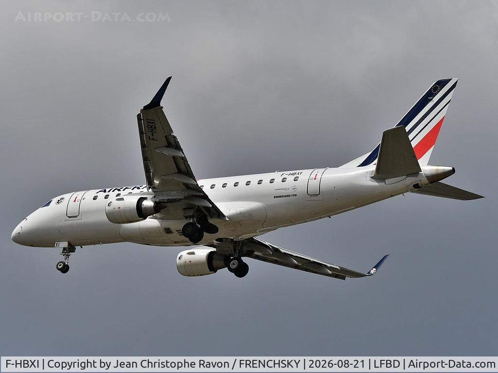 Aircraft F-HBXI, 2010 Embraer 170ST (ERJ-170-100ST), c/n 17000310, Lyon (LYS) Bordeaux (BOD) AF6136, at LFBD, photo by Jean Christophe Ravon / FRENCHSKY