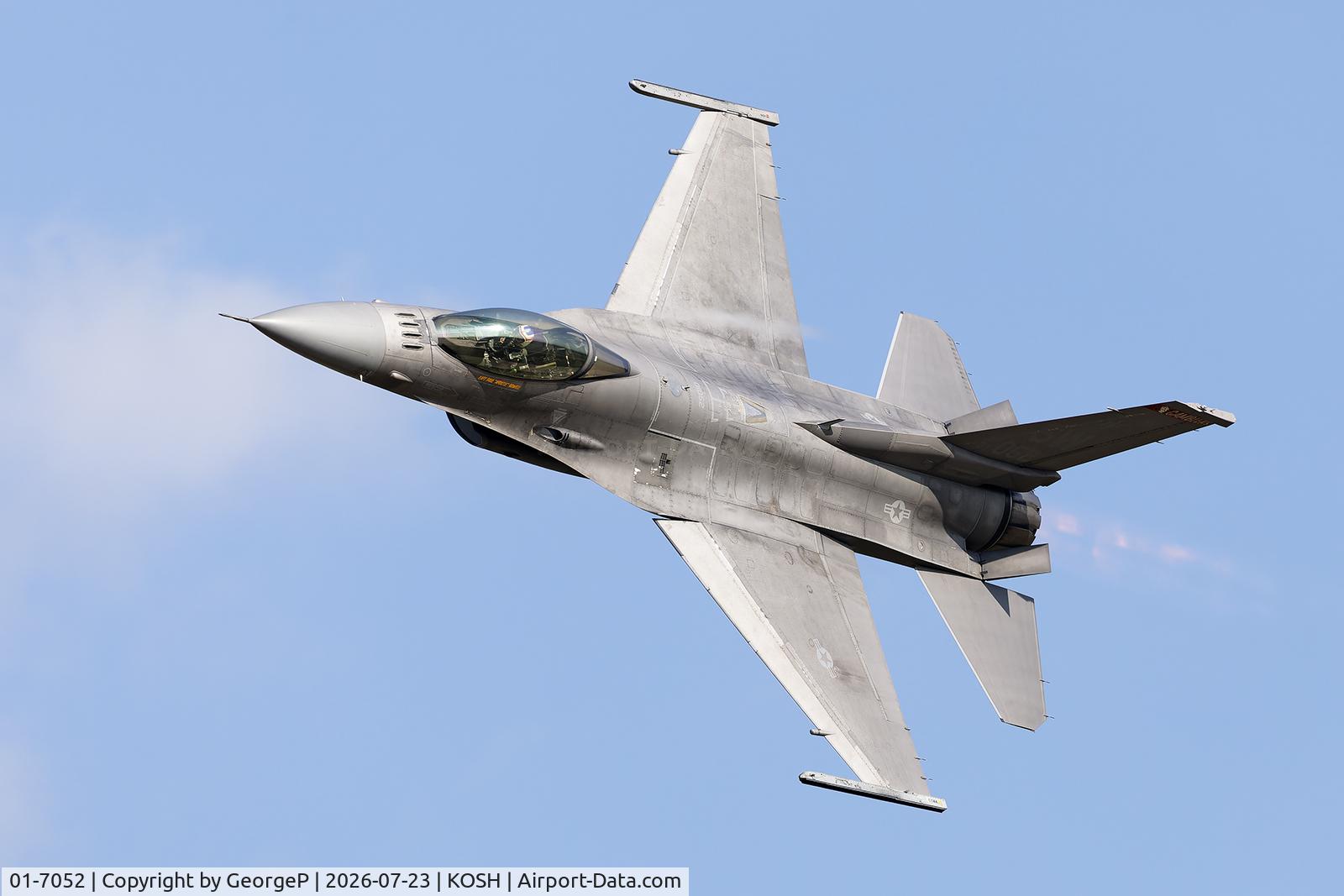 Aircraft 01-7052, Lockheed Martin F-16C, c/n CC-230, Airventure 2026., at KOSH, photo by GeorgeP