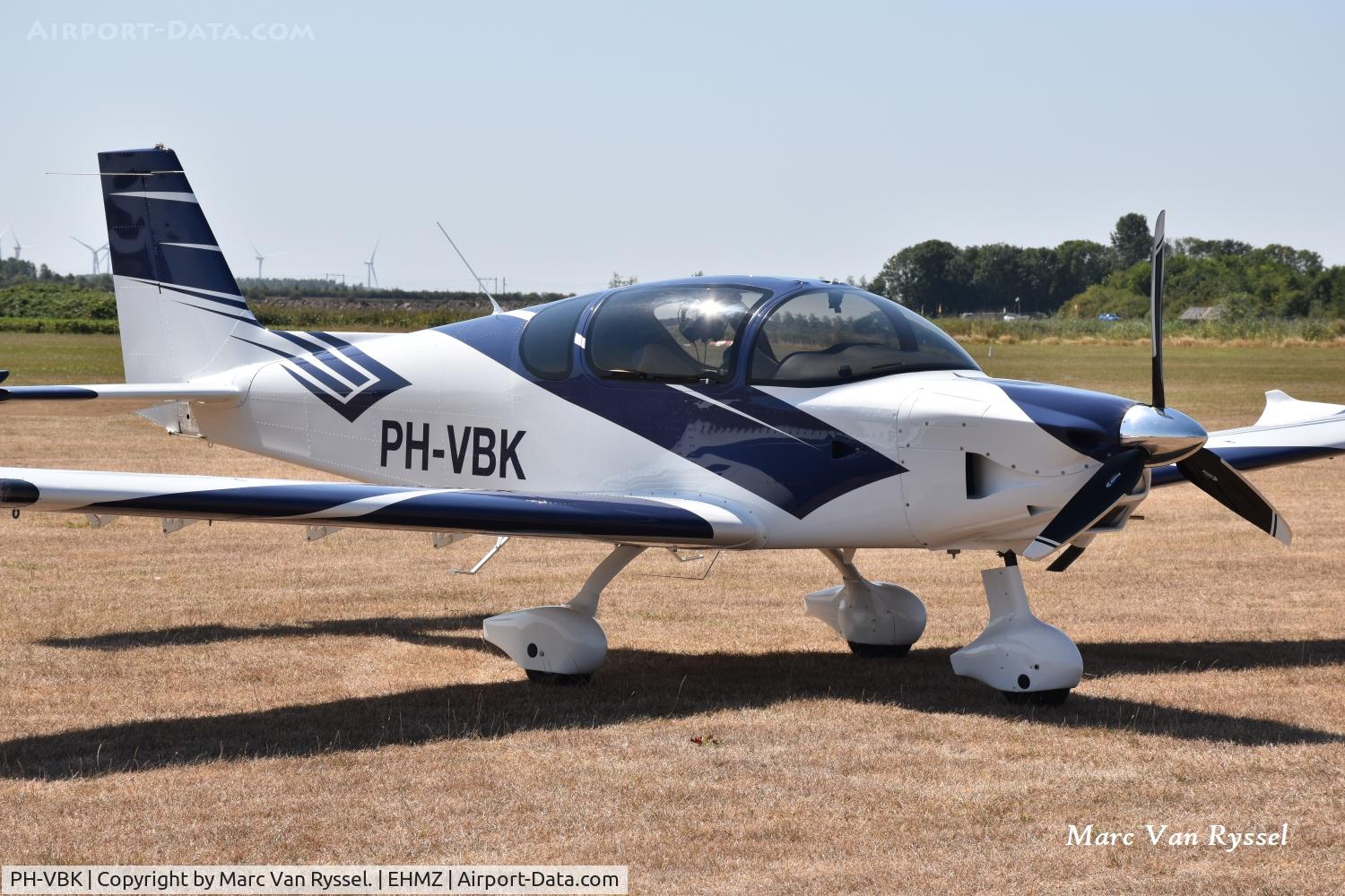Aircraft PH-VBK, Sling Aircraft Sling TSI, c/n 511SK, At Midden-Zeeland on 14-08-2026., at EHMZ, photo by Marc Van Ryssel.