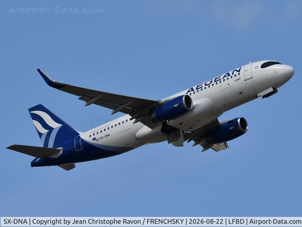 Aircraft SX-DNA, 2015 Airbus A320-232, c/n 6655, Bordeaux (BOD) Athens (ATH) A3697, at LFBD, photo by Jean Christophe Ravon / FRENCHSKY