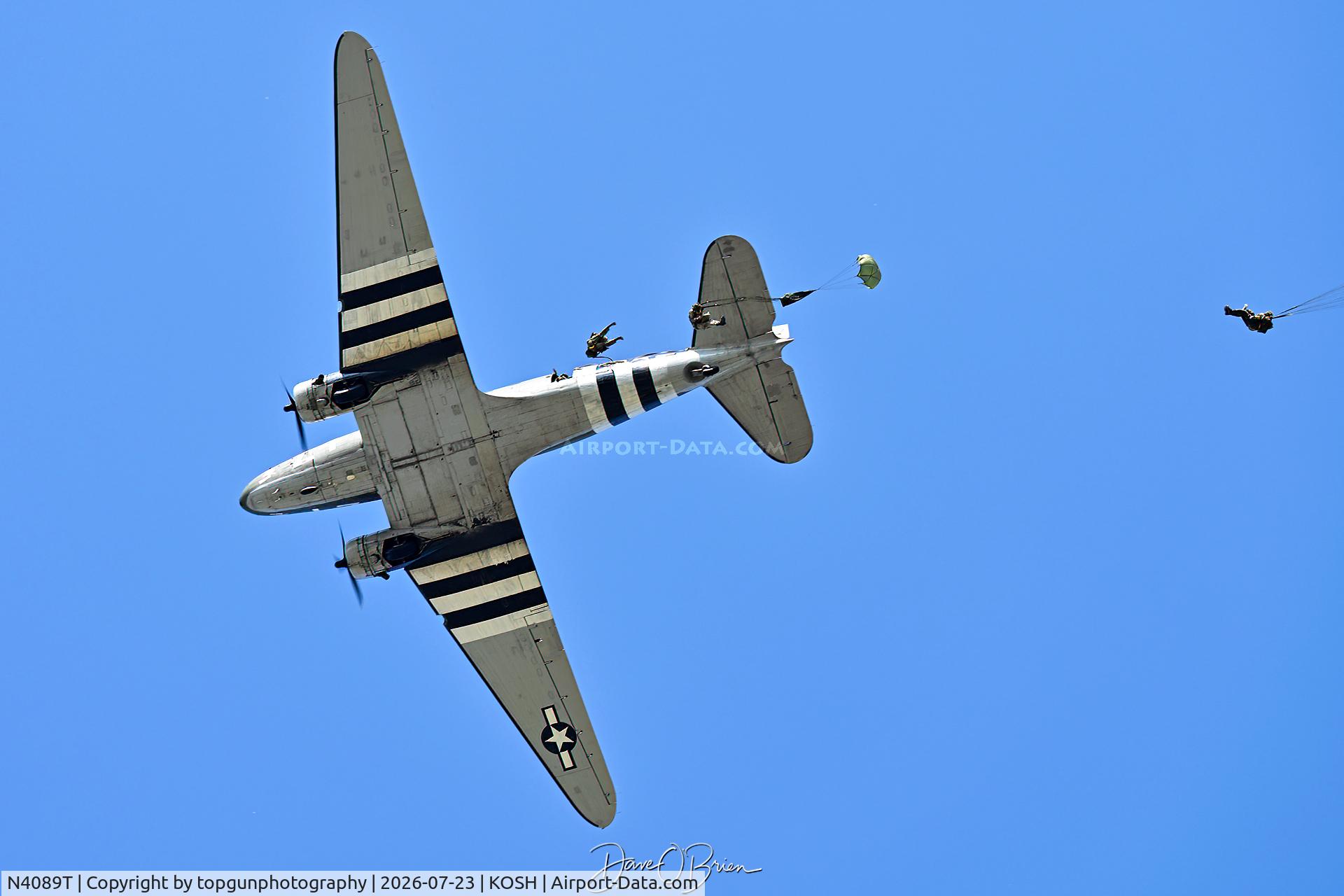 Aircraft N4089T, 1941 Douglas DC-3, c/n 4089, Jumpers Away, at KOSH, photo by topgunphotography