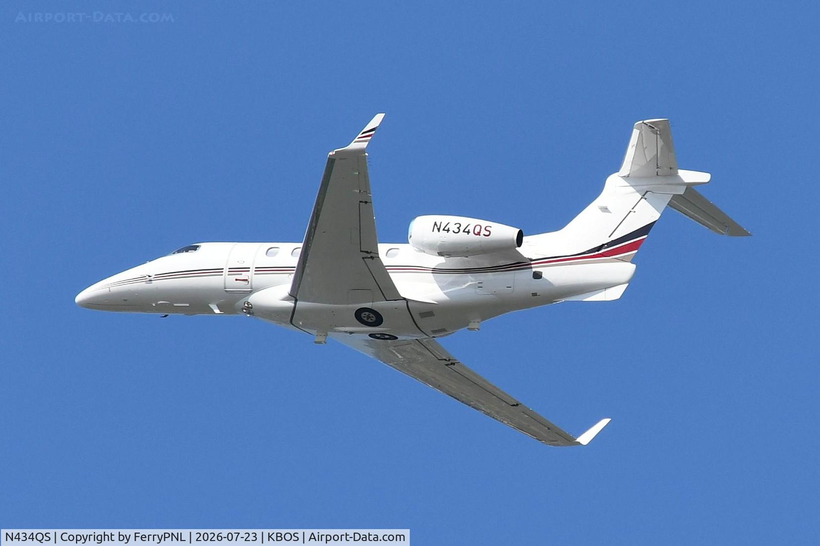 Aircraft N434QS, 2019 Embraer EMB-505 Phenom 300, c/n 50500518, Netjets EMB505 departing, at KBOS, photo by FerryPNL