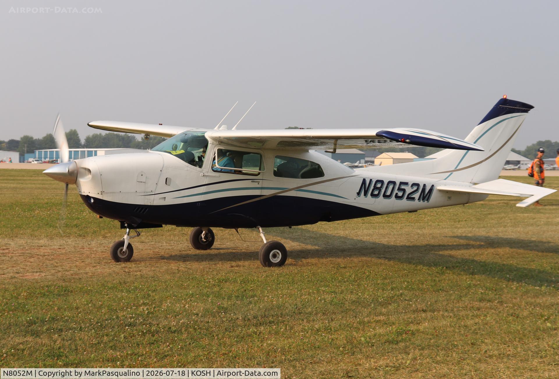 Aircraft N8052M, 1977 Cessna T210M Turbo Centurion, c/n 21062031, Cessna T210M, at KOSH, photo by MarkPasqualino