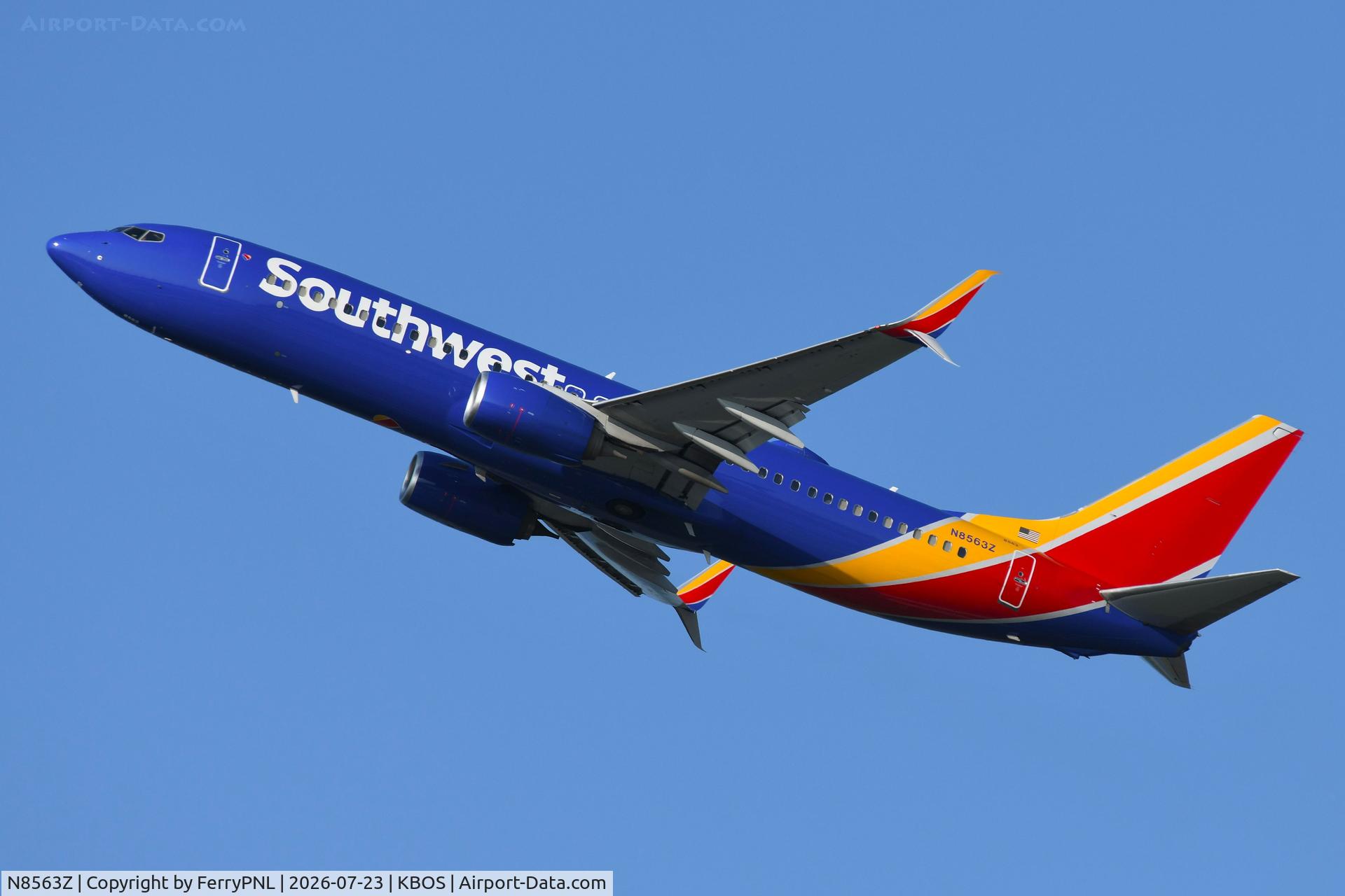 Aircraft N8563Z, 2018 Boeing 737-800, c/n 64172, Southwest B738 departing, at KBOS, photo by FerryPNL