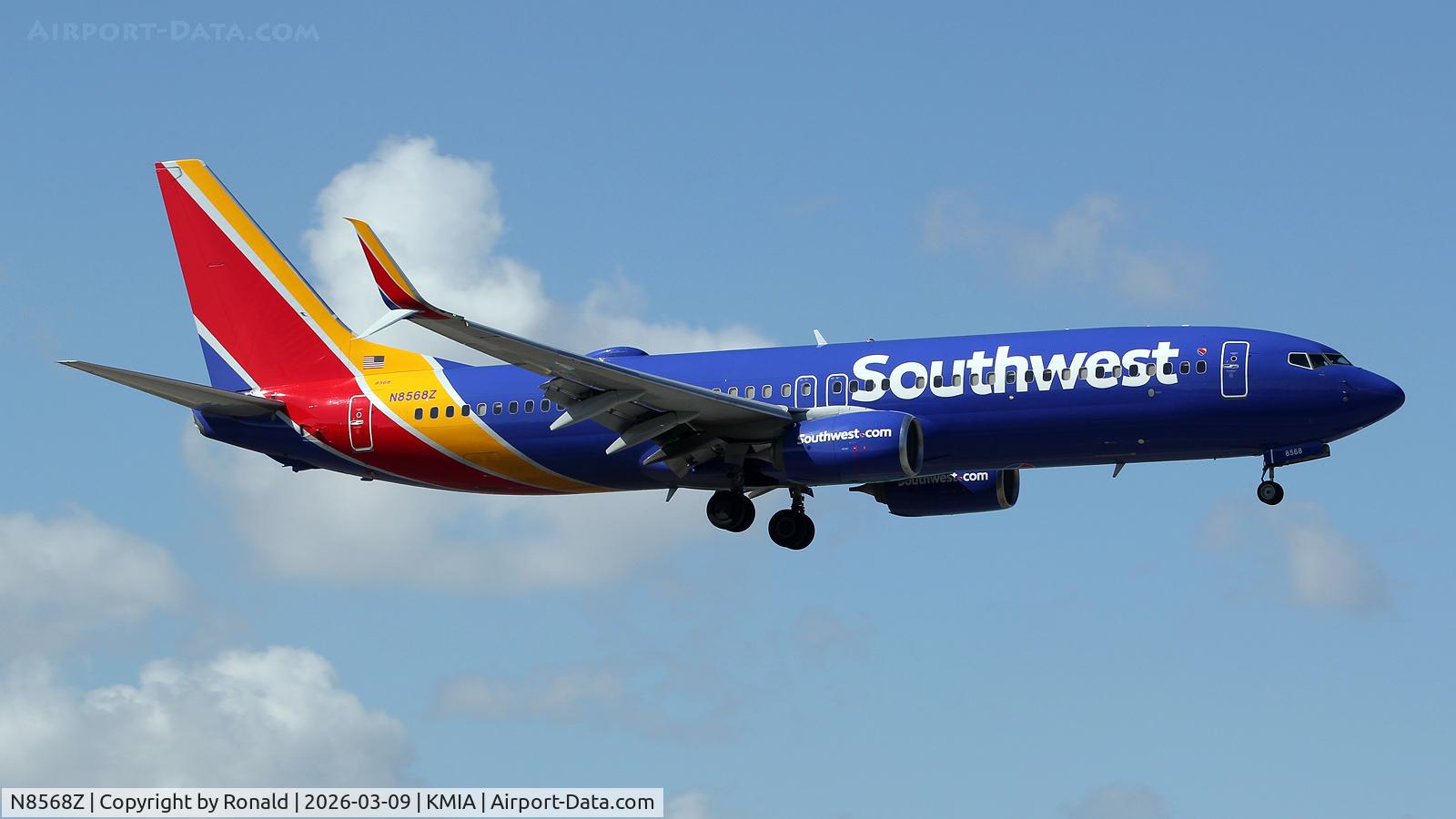 Aircraft N8568Z, 2018 Boeing 737-8H4, c/n 64248 l/n 6900, at mia, at KMIA, photo by Ronald