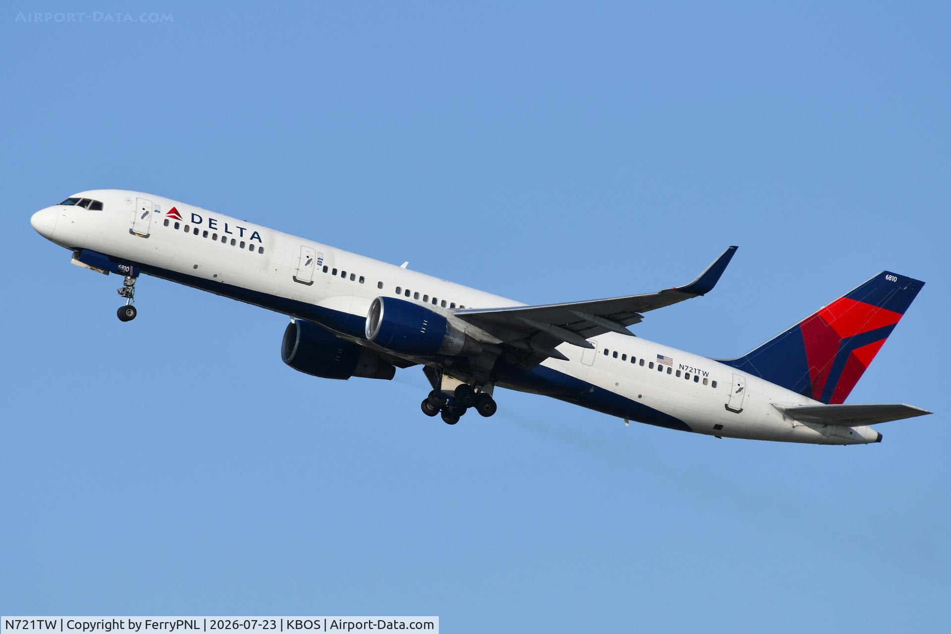 Aircraft N721TW, 1999 Boeing 757-231, c/n 29954, Delta B752 departing., at KBOS, photo by FerryPNL