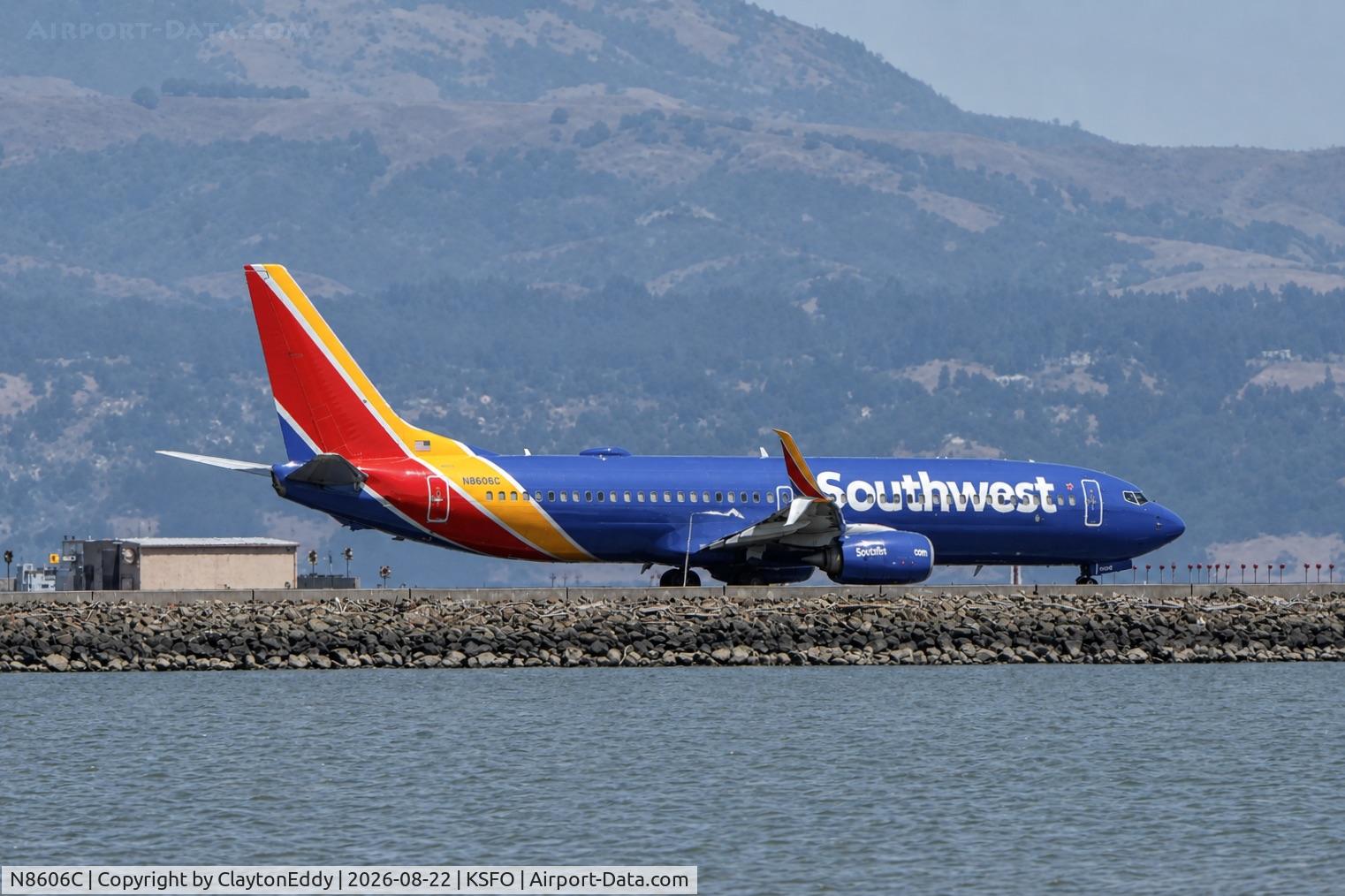 Aircraft N8606C, 2013 Boeing 737-8H4, c/n 35964 l/n 4312, SFO 2026, at KSFO, photo by ClaytonEddy