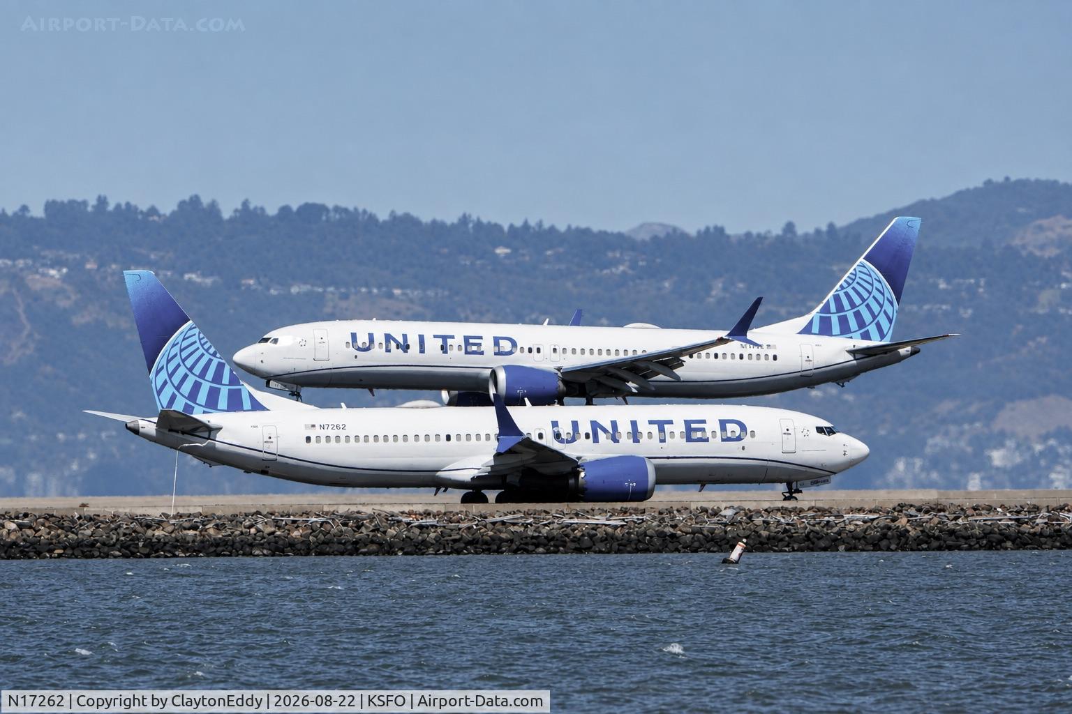 Aircraft N17262, 2021 Boeing 737-8 MAX, c/n 66594 l/n 8120, SFO 2026, at KSFO, photo by ClaytonEddy