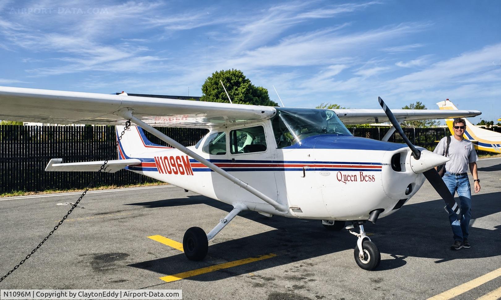 Aircraft N1096M, 1971 Cessna 172L, c/n 17259496, 1990's, photo by ClaytonEddy
