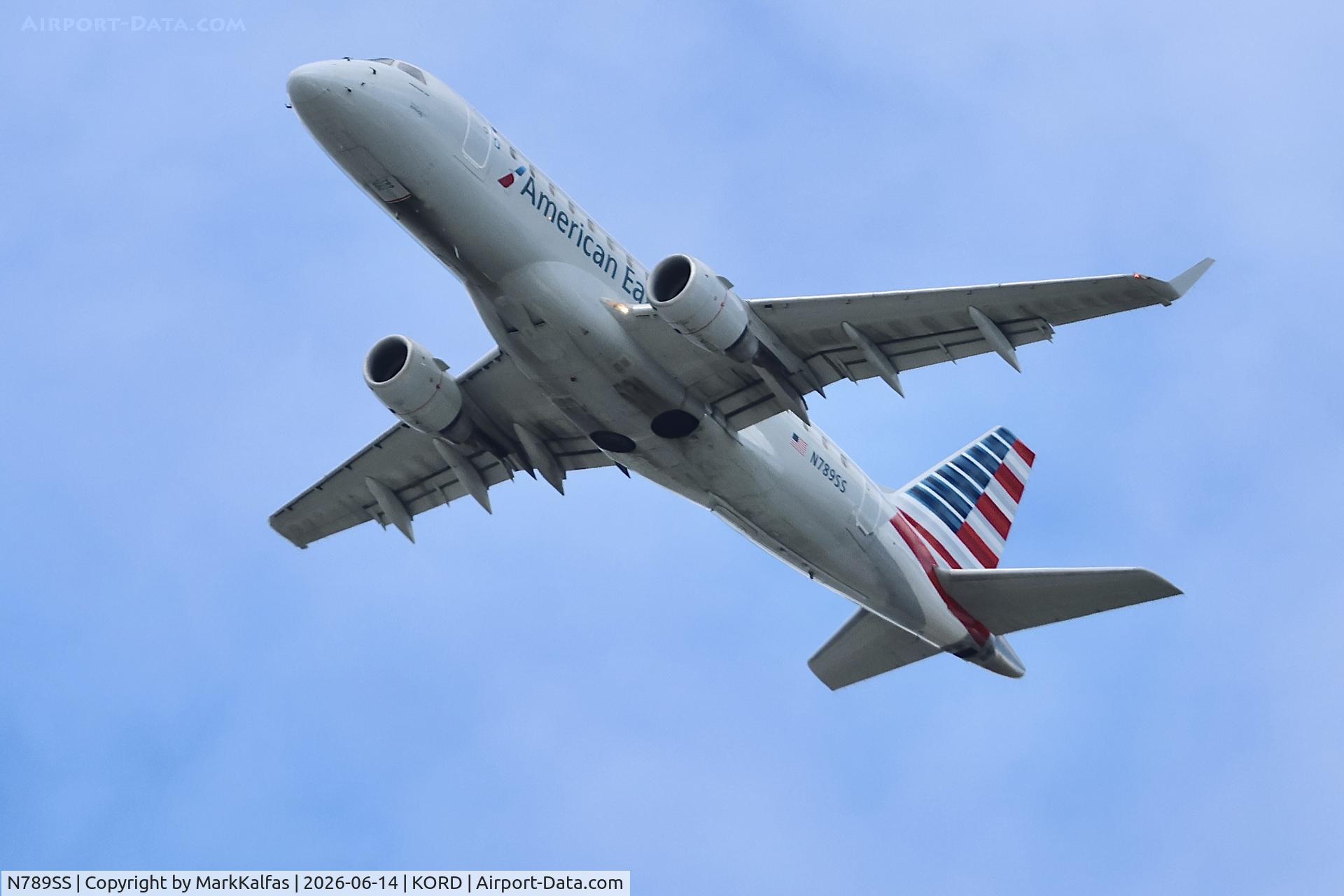 Aircraft N789SS, 2005 Embraer 170SE (ERJ-170-100SE), c/n 17000060, E170 Envoy / American Eagle Embraer 170SE N789SS departing 27L KORD, at KORD, photo by MarkKalfas