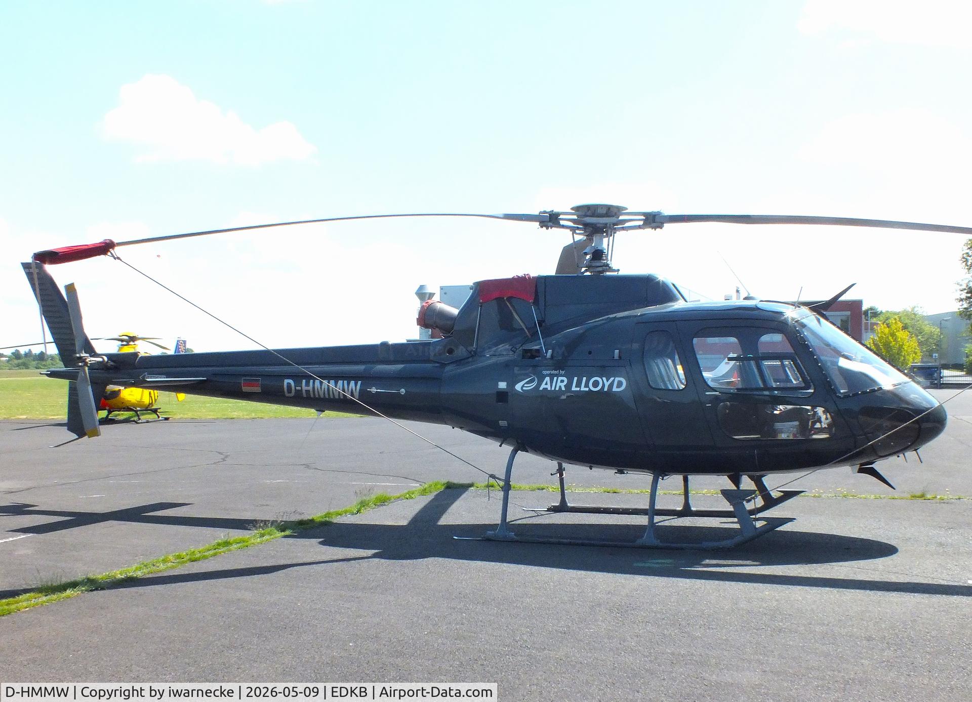 Aircraft D-HMMW, Eurocopter AS-350B-2 Ecureuil Ecureuil, c/n 2727, Eurocopter AS.350B-2 Ecureuil of Air Lloyd at Bonn-Hangelar airfield '2605, at EDKB, photo by iwarnecke
