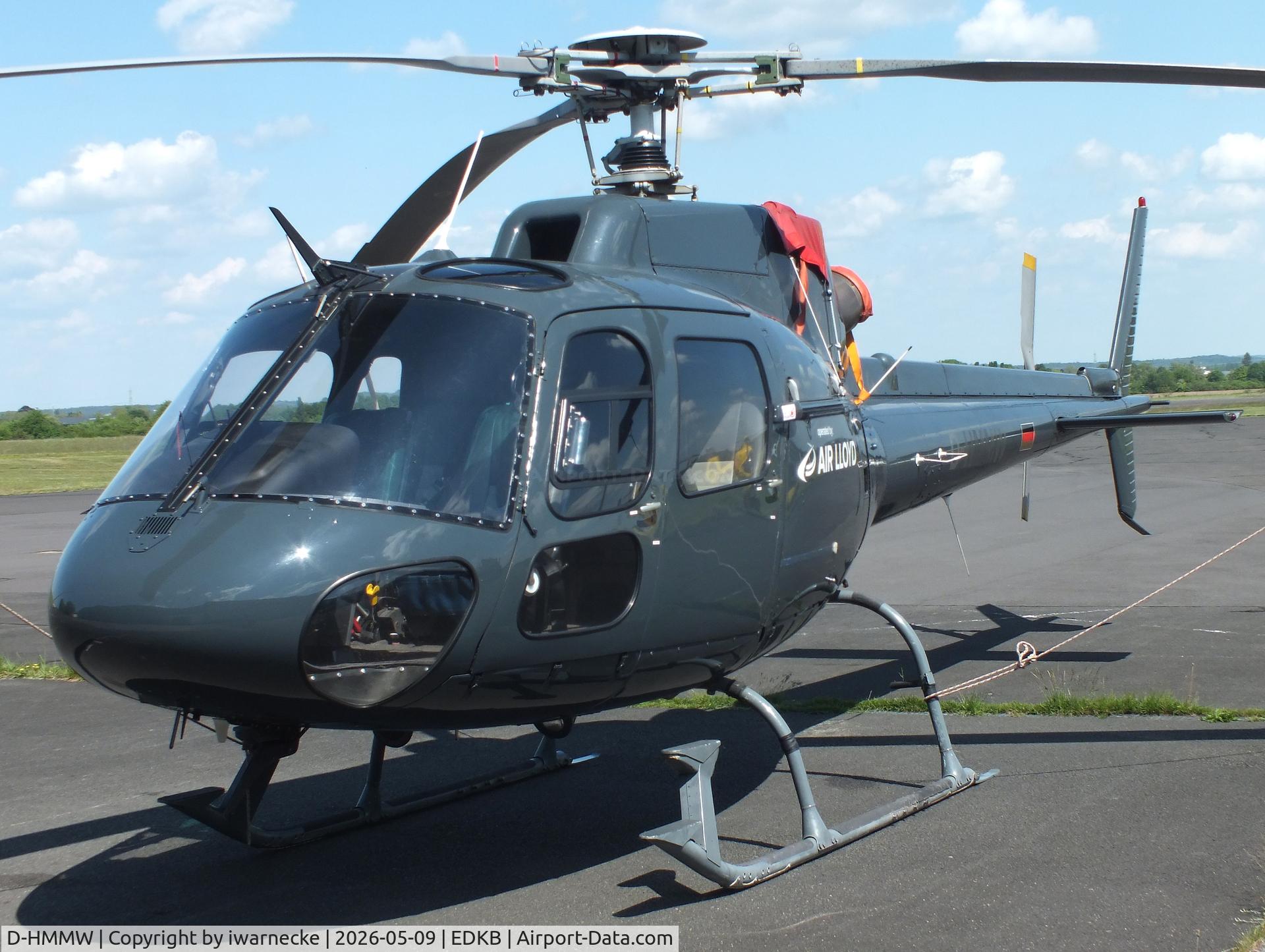 Aircraft D-HMMW, Eurocopter AS-350B-2 Ecureuil Ecureuil, c/n 2727, Eurocopter AS.350B-2 Ecureuil of Air Lloyd at Bonn-Hangelar airfield '2605, at EDKB, photo by iwarnecke