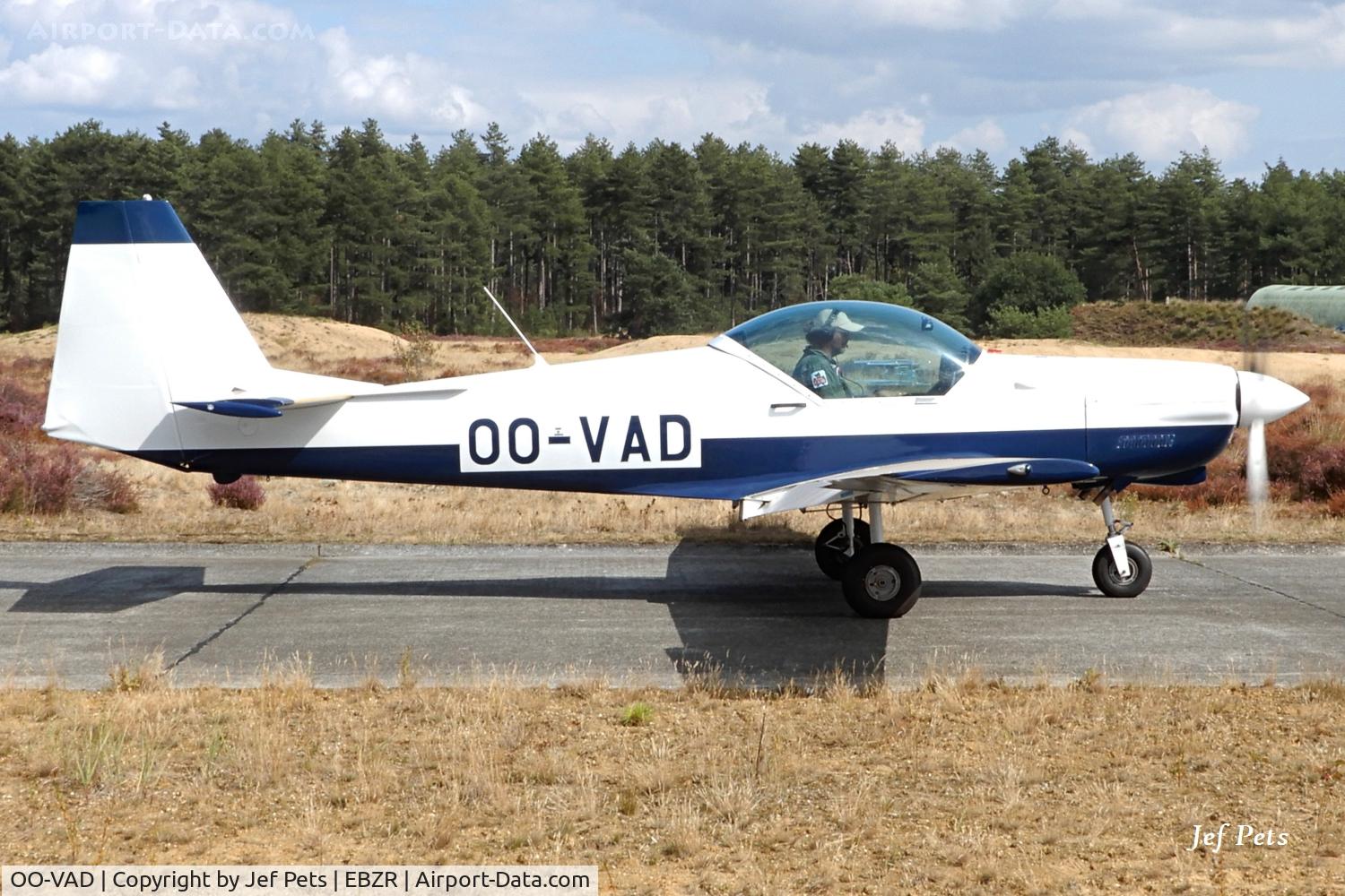 Aircraft OO-VAD, 1984 Slingsby T-67M Firefly, c/n 2010, At Oostmalle fly-in / air show on 23-08-2026., at EBZR, photo by Jef Pets