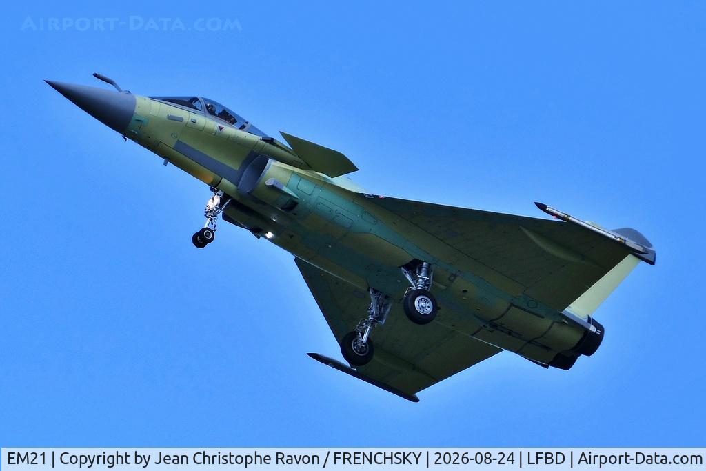 Aircraft EM21, 2026 Dassault Aviation RAFALE EM, c/n 21, test flight, at LFBD, photo by Jean Christophe Ravon / FRENCHSKY
