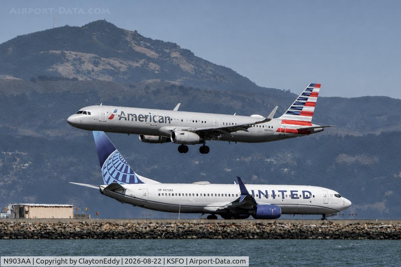 Aircraft N903AA, 2017 Airbus A321-231, c/n 7566, SFO 2026, at KSFO, photo by ClaytonEddy