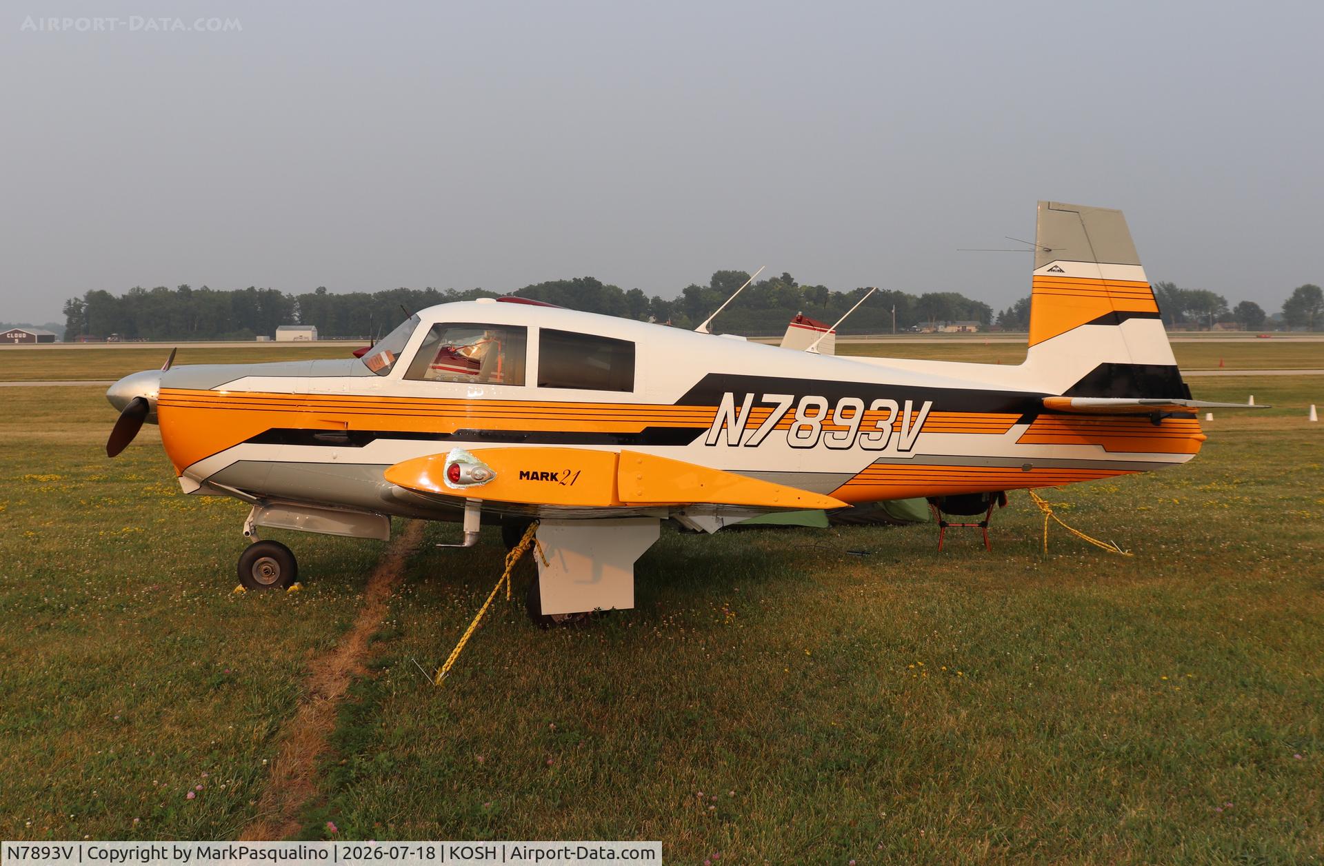 Aircraft N7893V, 1964 Mooney M20C Ranger, c/n 2855, Mooney M20C, at KOSH, photo by MarkPasqualino