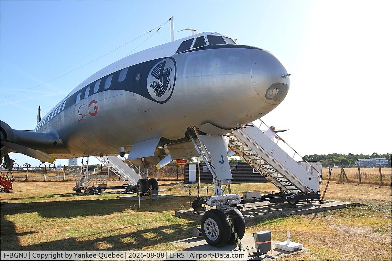 Aircraft F-BGNJ, 1953 Lockheed L-1049G Super Constellation, c/n 4519, F-BGNJ - Lockheed L-1049G Super Constellation, Amicale du Super Constellation, Nantes-Atlantique airport (LFRS-NTE), at LFRS, photo by Yankee Quebec
