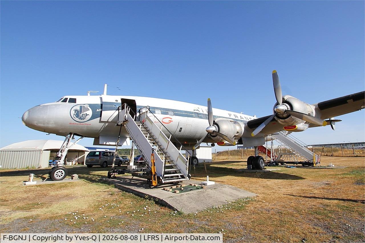 Aircraft F-BGNJ, 1953 Lockheed L-1049G Super Constellation, c/n 4519, F-BGNJ - Lockheed L-1049G Super Constellation, Amicale du Super Constellation, Nantes-Atlantique airport (LFRS-NTE), at LFRS, photo by Yves-Q