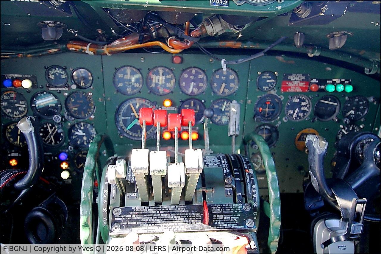 Aircraft F-BGNJ, 1953 Lockheed L-1049G Super Constellation, c/n 4519, F-BGNJ - Lockheed L-1049G Super Constellation, cockpit, Amicale du Super Constellation, Nantes-Atlantique airport (LFRS-NTE), at LFRS, photo by Yves-Q