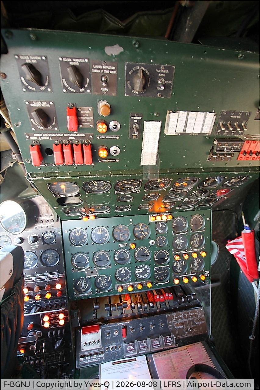 Aircraft F-BGNJ, 1953 Lockheed L-1049G Super Constellation, c/n 4519, F-BGNJ - Lockheed L-1049G Super Constellation, cockpit, Flight engineer position, Amicale du Super Constellation, Nantes-Atlantique airport (LFRS-NTE), at LFRS, photo by Yves-Q
