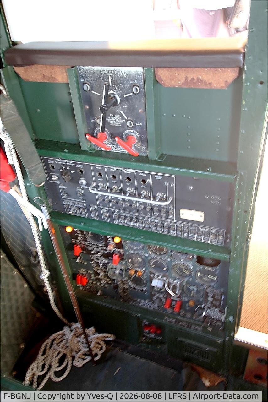 Aircraft F-BGNJ, 1953 Lockheed L-1049G Super Constellation, c/n 4519, F-BGNJ - Lockheed L-1049G Super Constellation, cockpit, Flight engineer position, Amicale du Super Constellation, Nantes-Atlantique airport (LFRS-NTE), at LFRS, photo by Yves-Q