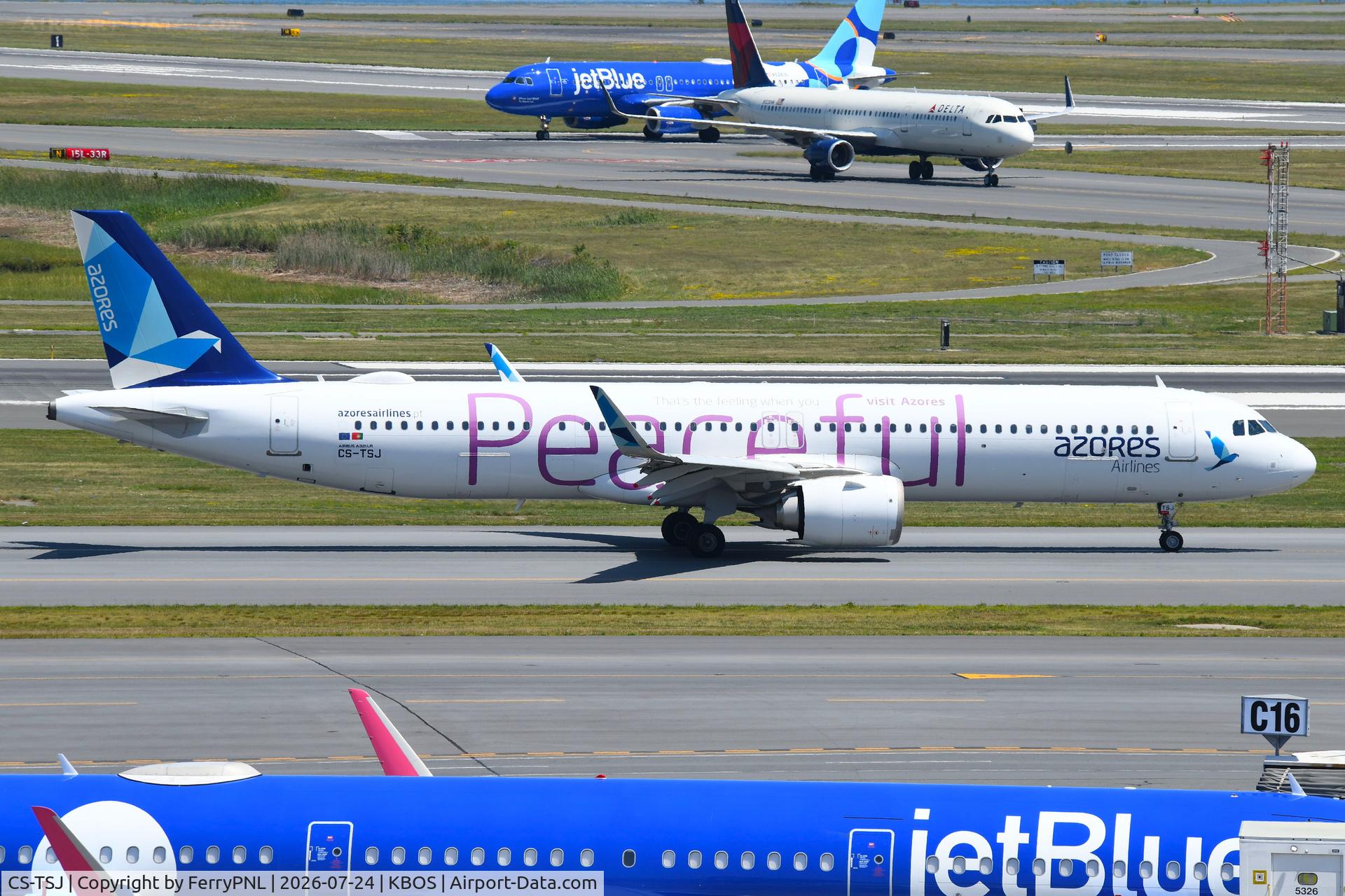 Aircraft CS-TSJ, 2021 Airbus A321-253NX, c/n 10519, Azores Airlines A321N for departure, at KBOS, photo by FerryPNL
