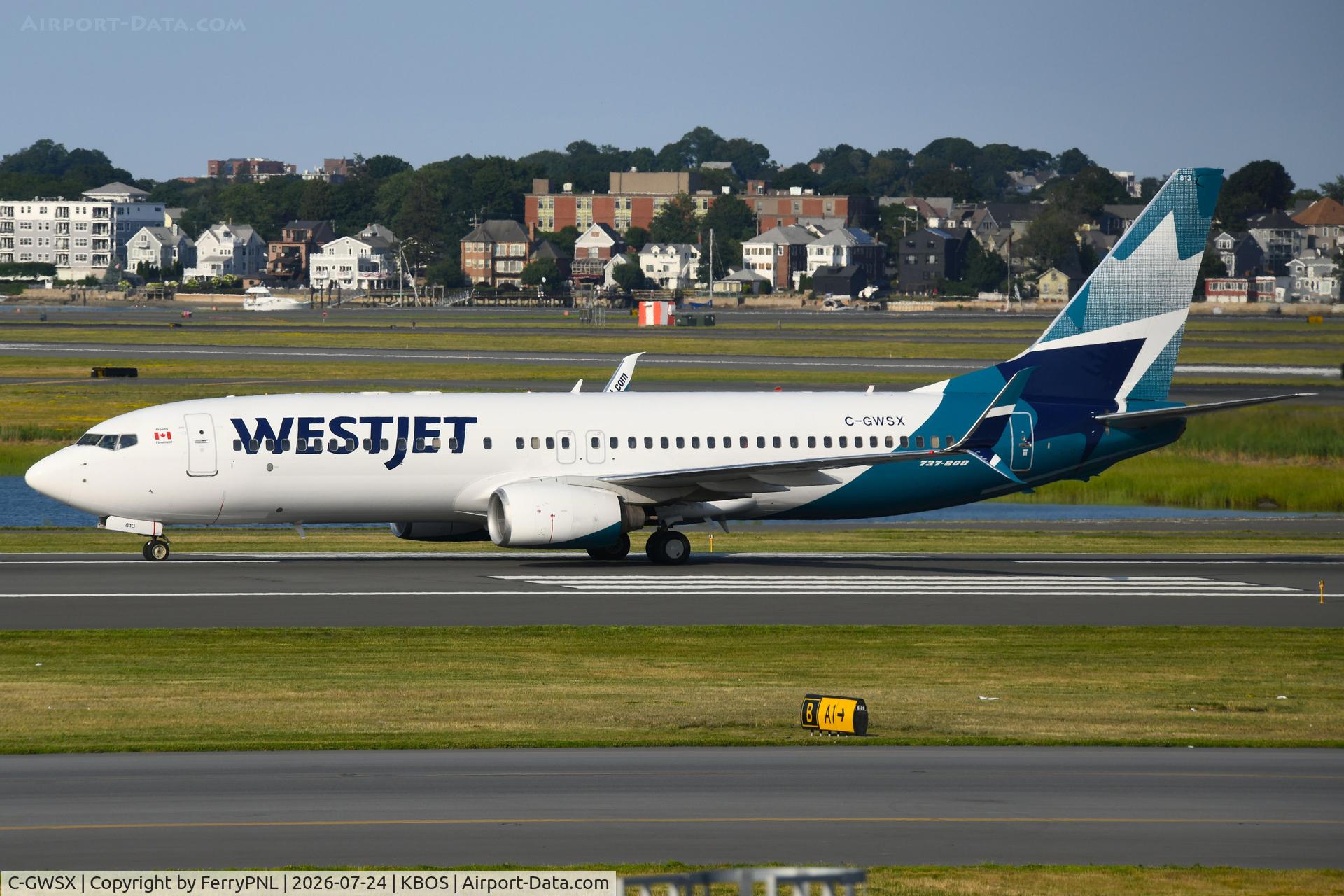 Aircraft C-GWSX, 2010 Boeing 737-8CT, c/n 36696 l/n 3314, Westjet B738 arriving in BOS, at KBOS, photo by FerryPNL