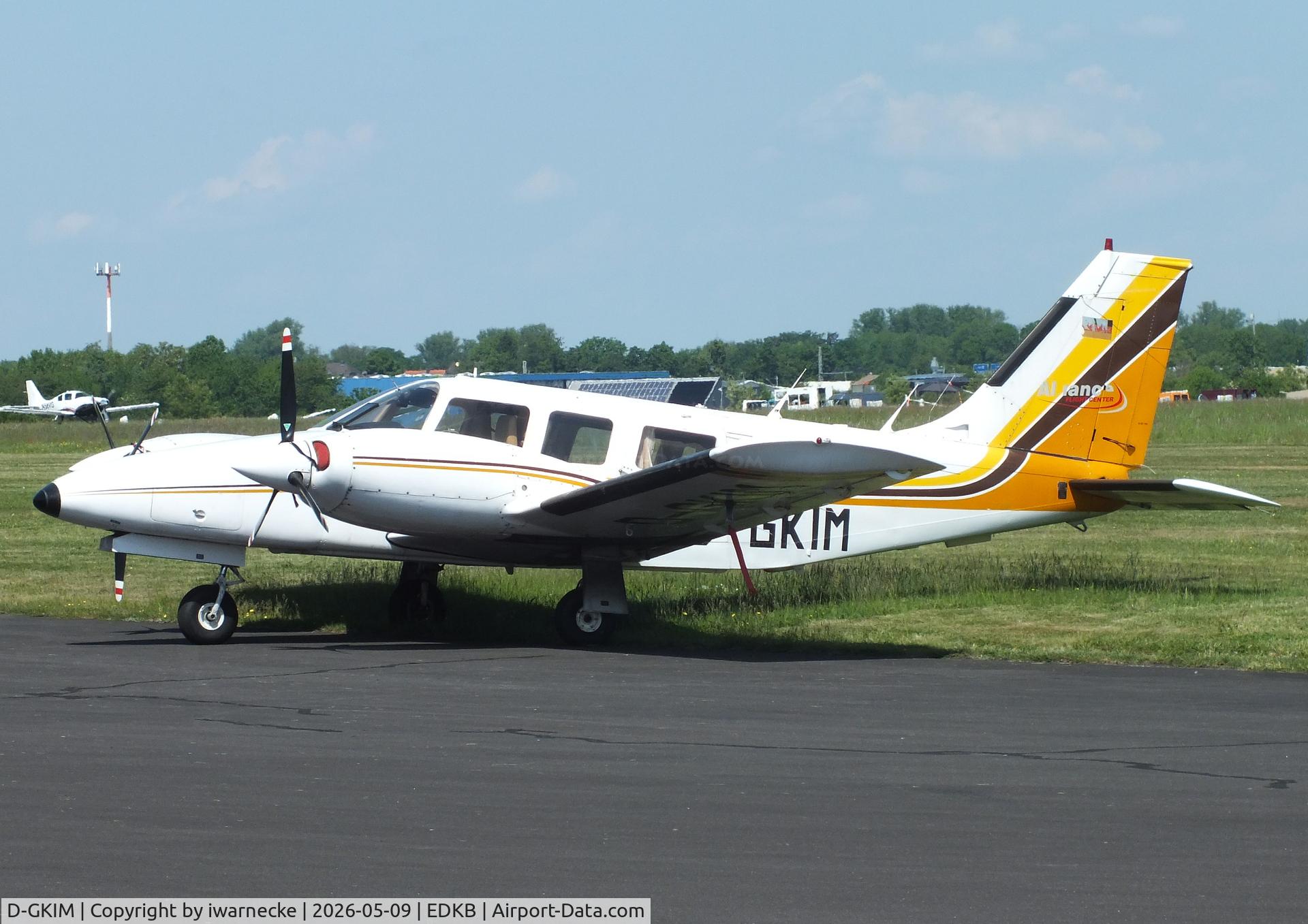 Aircraft D-GKIM, Piper PA-34-200T, c/n 34-7970228, Piper PA-34-200T Seneca II at Bonn-Hangelar airfield '2605, at EDKB, photo by iwarnecke