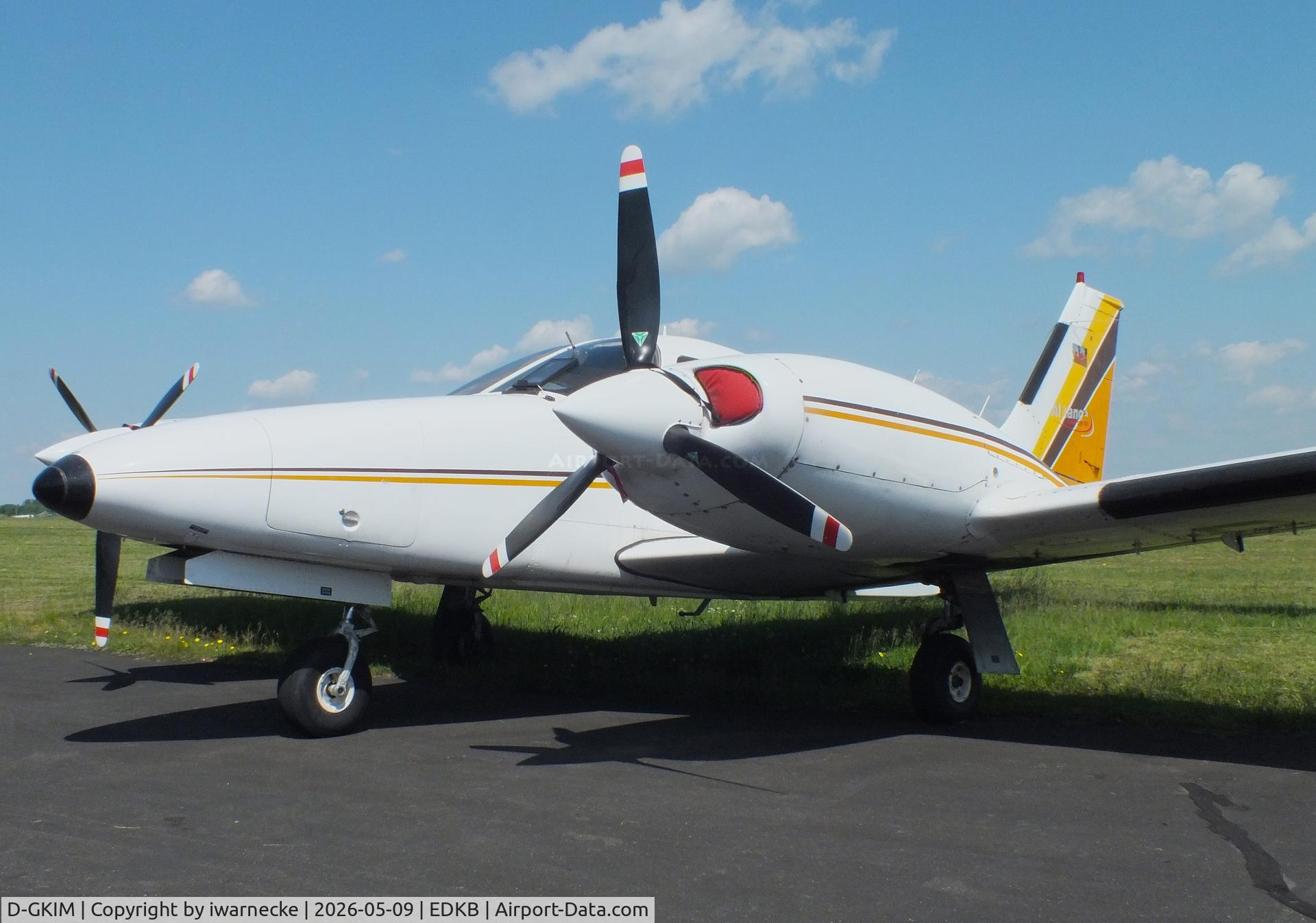 Aircraft D-GKIM, Piper PA-34-200T, c/n 34-7970228, Piper PA-34-200T Seneca II at Bonn-Hangelar airfield '2605, at EDKB, photo by iwarnecke