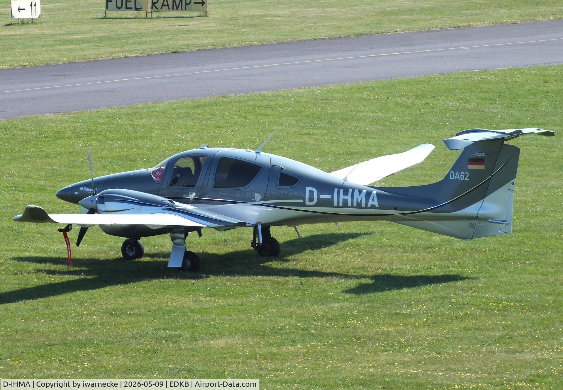 Aircraft D-IHMA, Diamond DA-62, c/n 62.174, Diamond DA-62 at Bonn-Hangelar airfield '2605, at EDKB, photo by iwarnecke