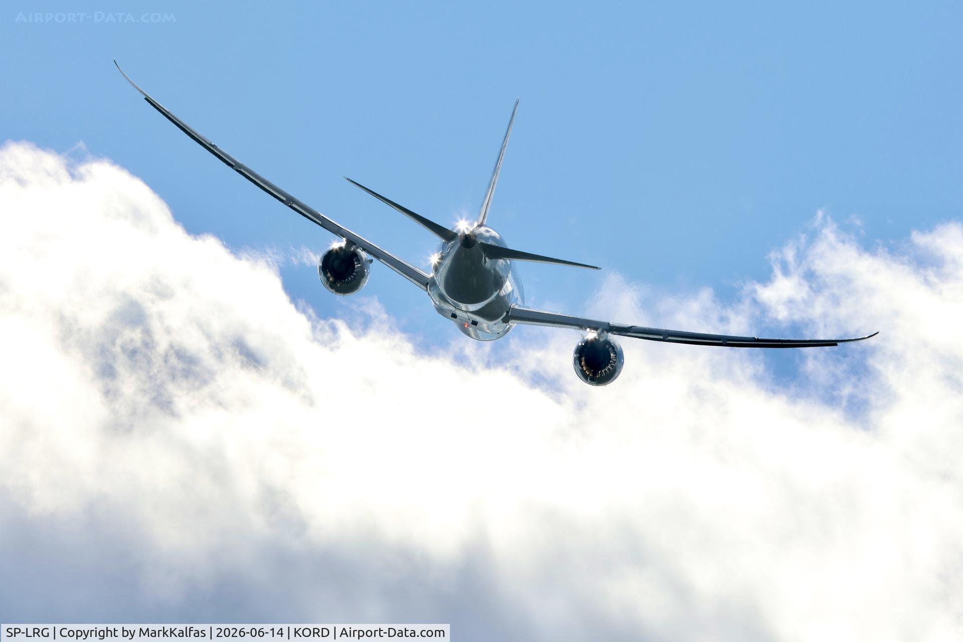 Aircraft SP-LRG, 2017 Boeing 787-8 Dreamliner Dreamliner, c/n 35944 l/n 568, B788 LOT Boeing 787-8 Dreamline SP-LRG departing 28R KORD, at KORD, photo by MarkKalfas