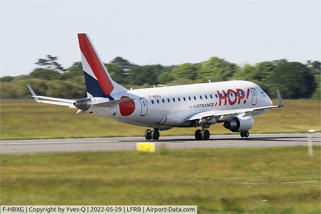 Aircraft F-HBXG, 2009 Embraer 170ST (ERJ-170-100ST), c/n 17000301, Embraer 170ST, Take off run rwy 07R, Brest-Bretagne airport (LFRB-BES), at LFRB, photo by Yves-Q