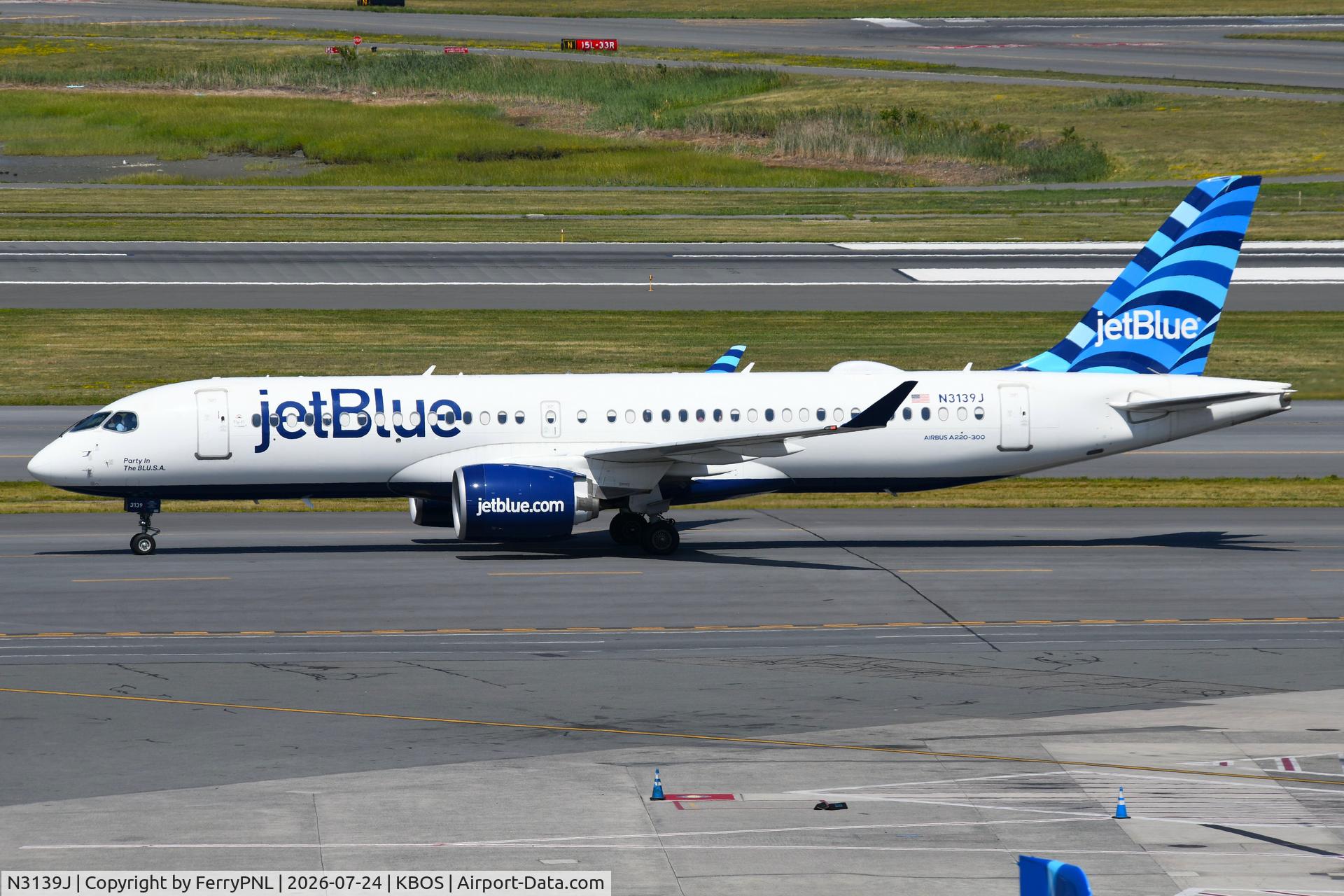 Aircraft N3139J, 2023 Airbus A220-371, c/n 55234 l/n 3139, JetBlue A223, at KBOS, photo by FerryPNL