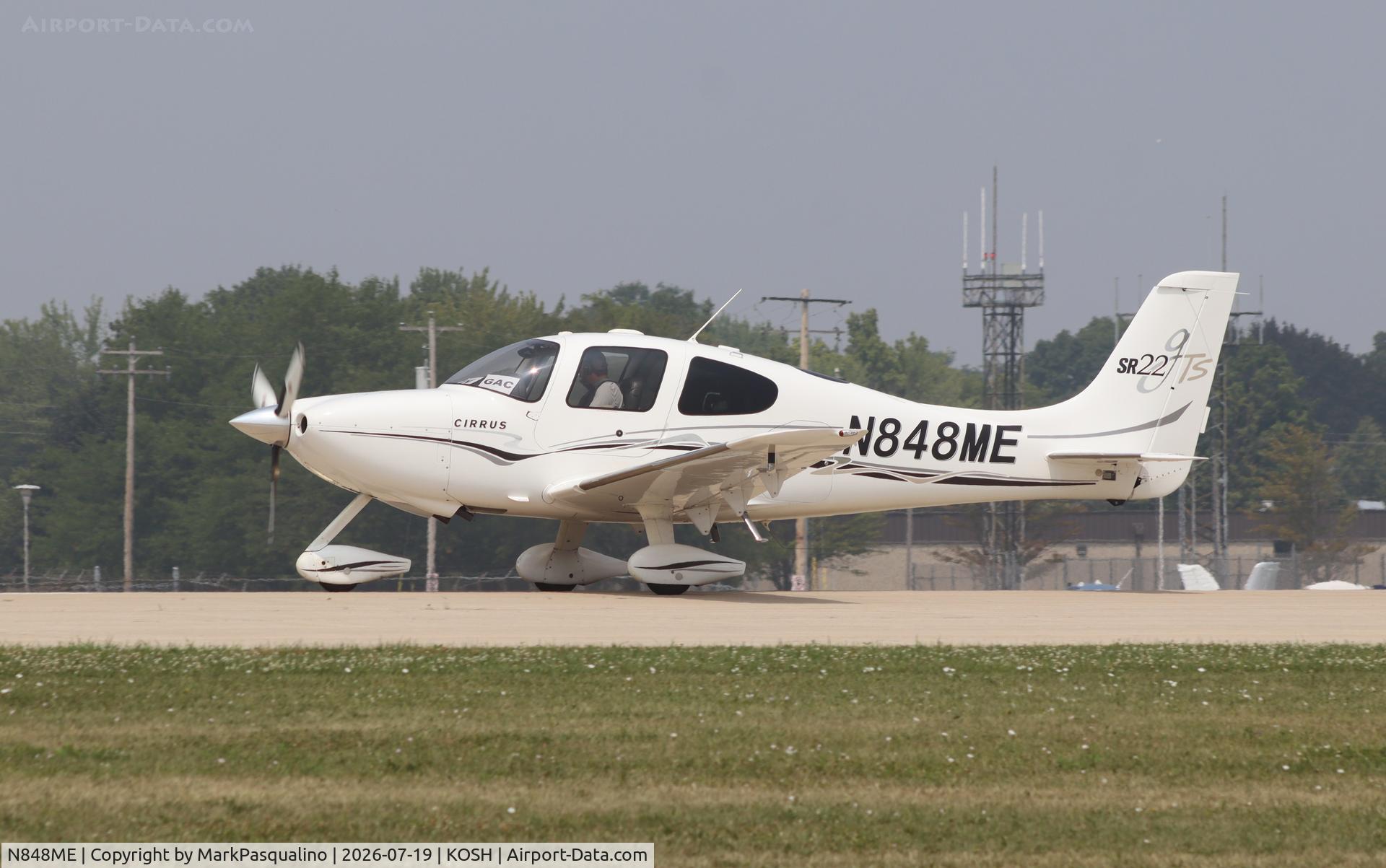 Aircraft N848ME, 2006 Cirrus SR22, c/n 1823, Cirrus SR22, at KOSH, photo by MarkPasqualino