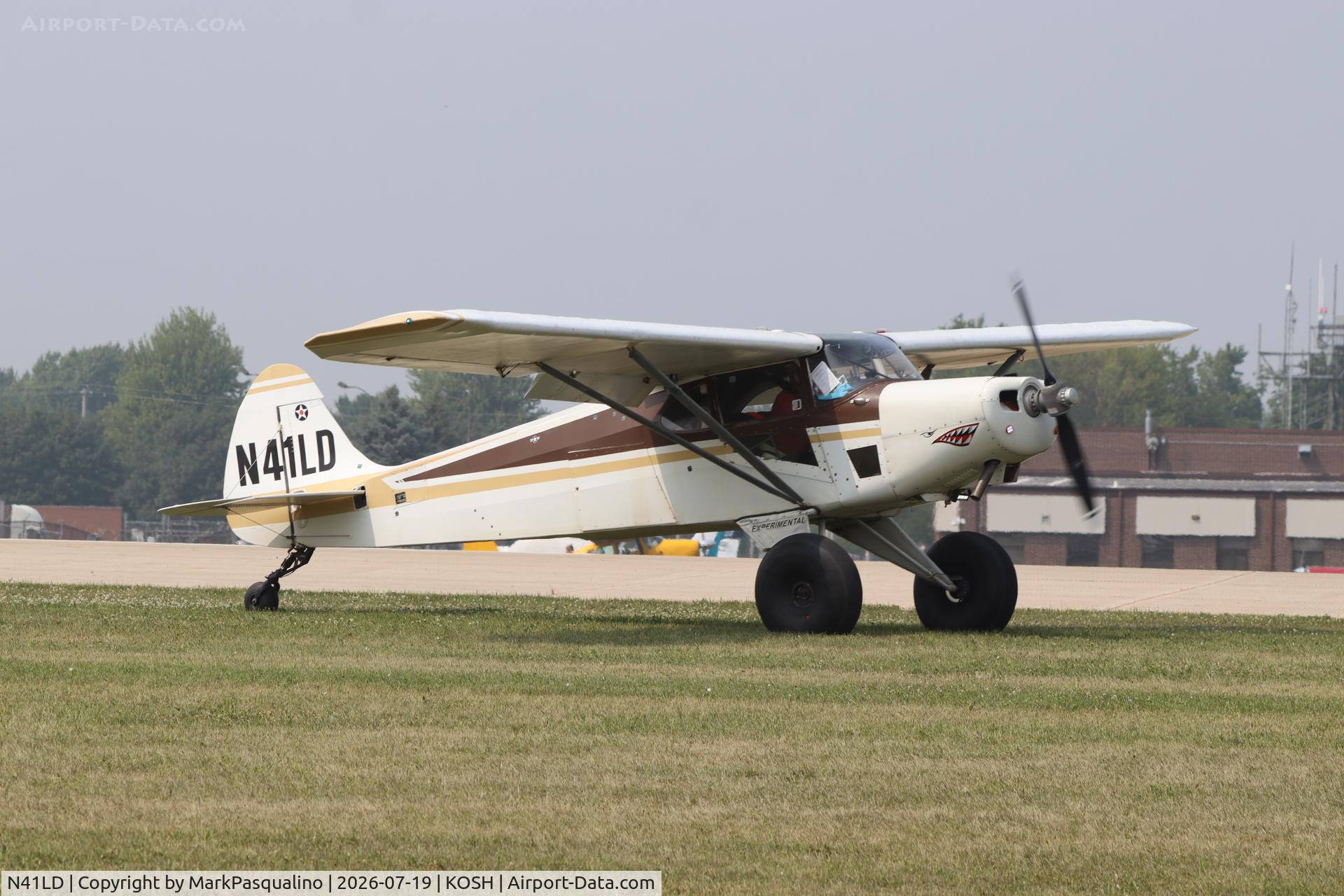 Aircraft N41LD, 1989 Dulin Lee DUFLUNKEE CUB, c/n 41, Duflunkee Cub, at KOSH, photo by MarkPasqualino