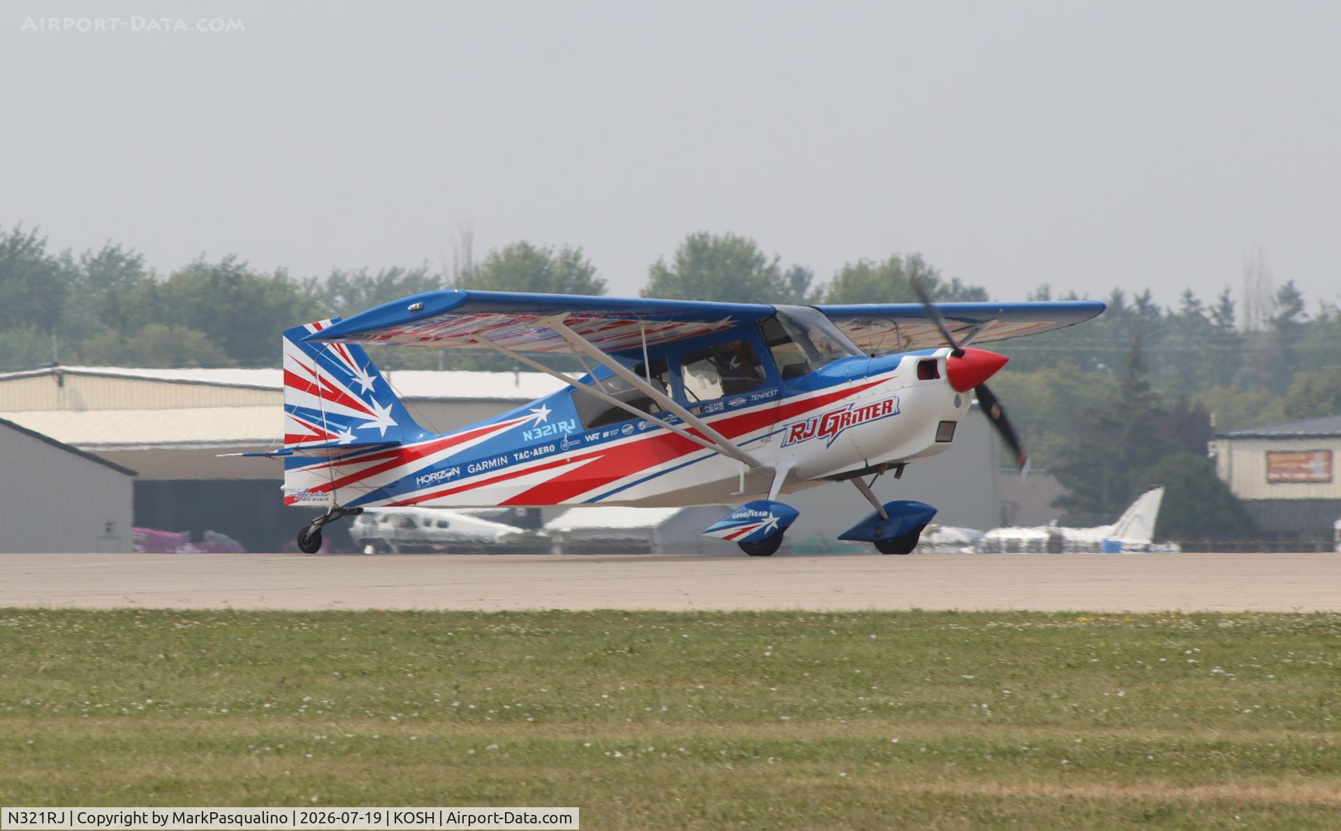Aircraft N321RJ, 1977 Bellanca 8KCAB Decathlon, c/n 323-77, Bellanca 8KCAB, at KOSH, photo by MarkPasqualino